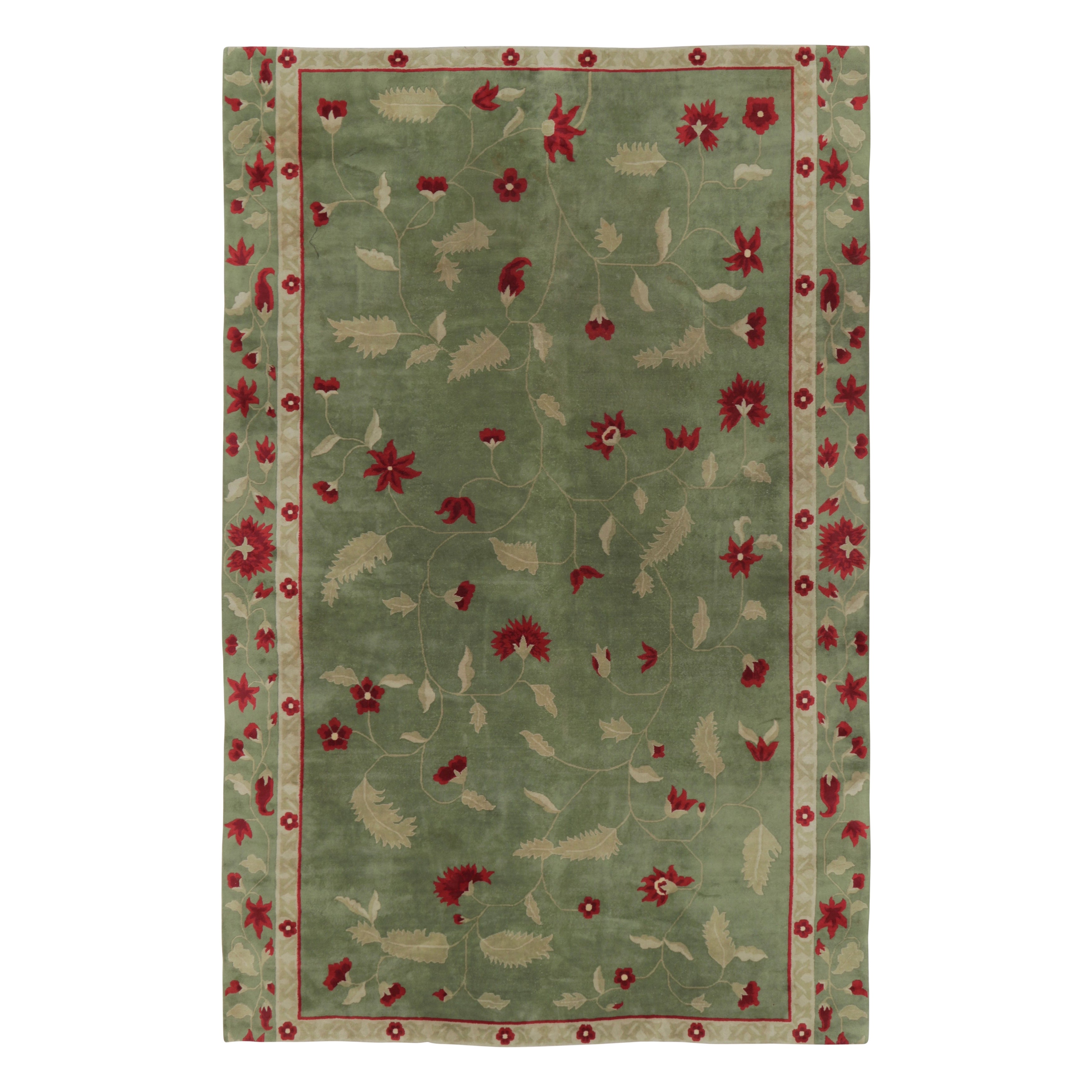 Tapis chinois ancien Art Deco des années 1920, vert Sage avec motif floral - Rug 
Kilim en vente