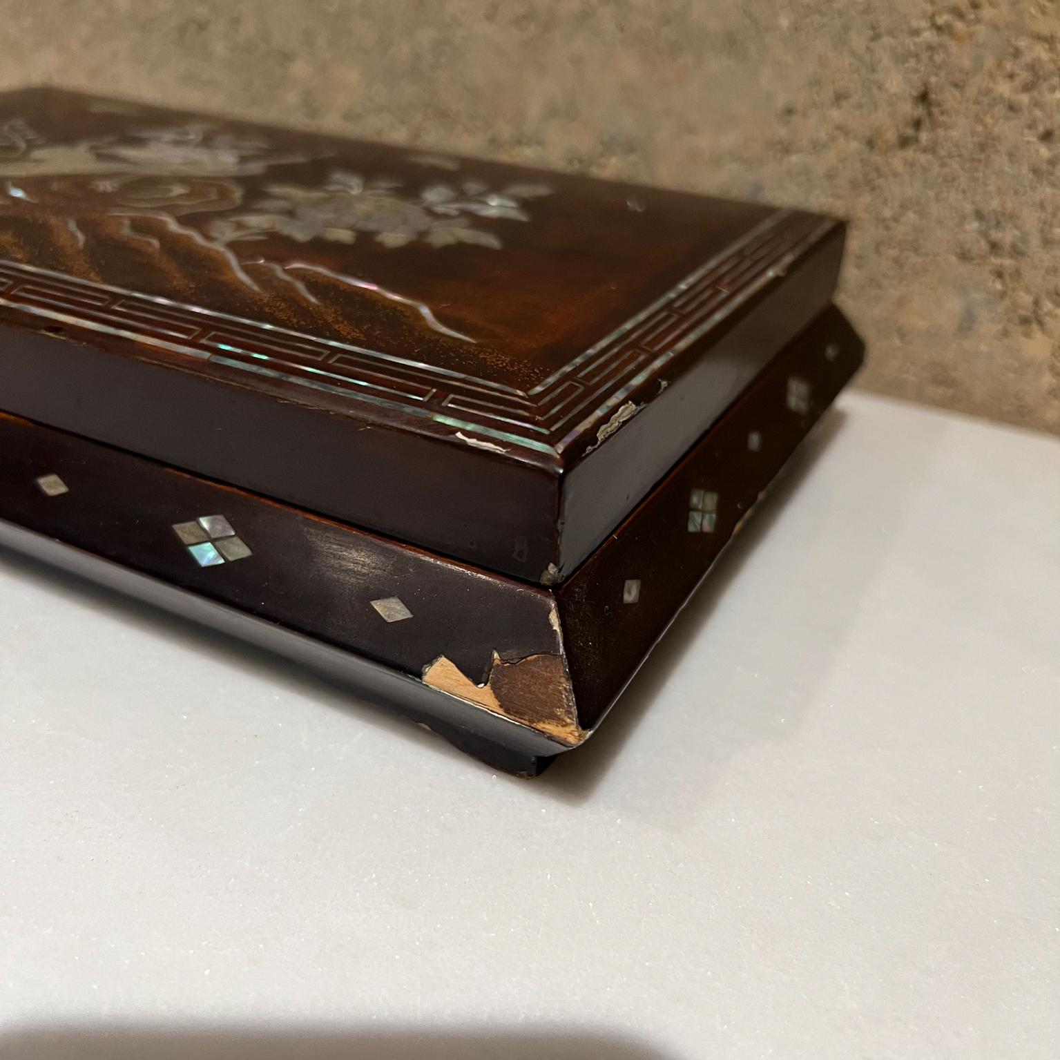 1920s Antique Chinese Decorative Smoking Box Wood and Mother of Pearl Inlay 2