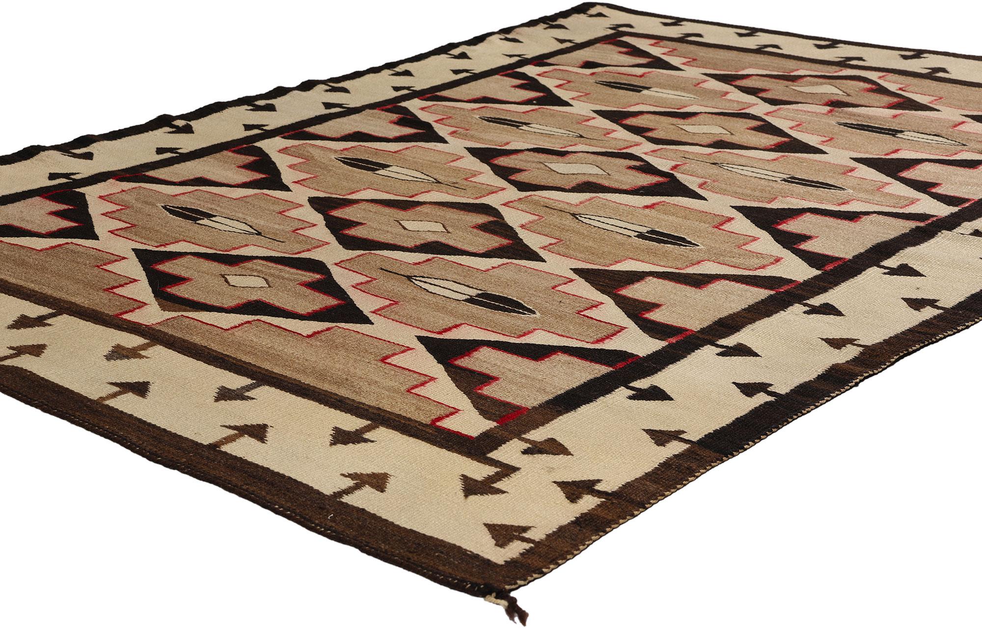 78723 Antiker Crystal Navajo-Teppich, 02'06 x 05'05. Die Crystal-Navajo-Teppiche aus dem Crystal-Gebiet der Navajo-Nation im Südwesten der Vereinigten Staaten werden für ihre außergewöhnliche Handwerkskunst, ihre komplizierten Designs und ihre