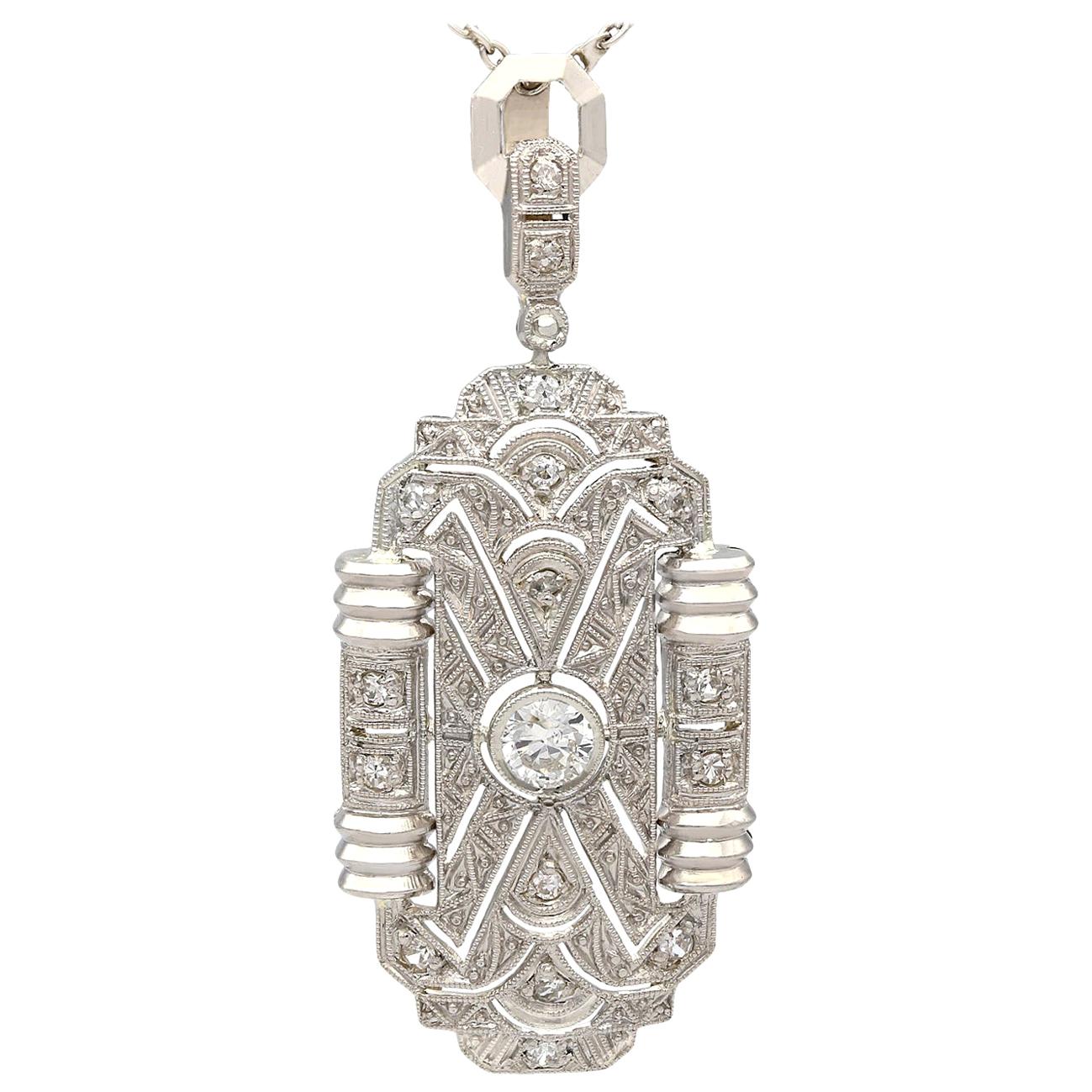 1920s Antique Diamond and White Gold Pendant Necklace