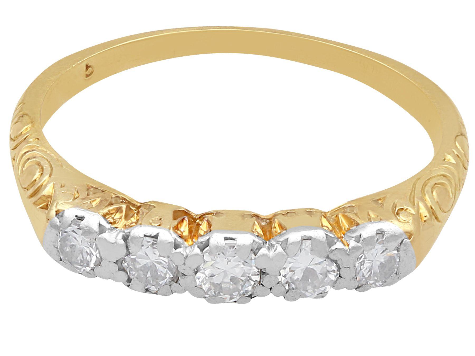 Anello a cinque pietre in oro giallo e diamanti del 1920 In condizioni ottime in vendita a Jesmond, Newcastle Upon Tyne