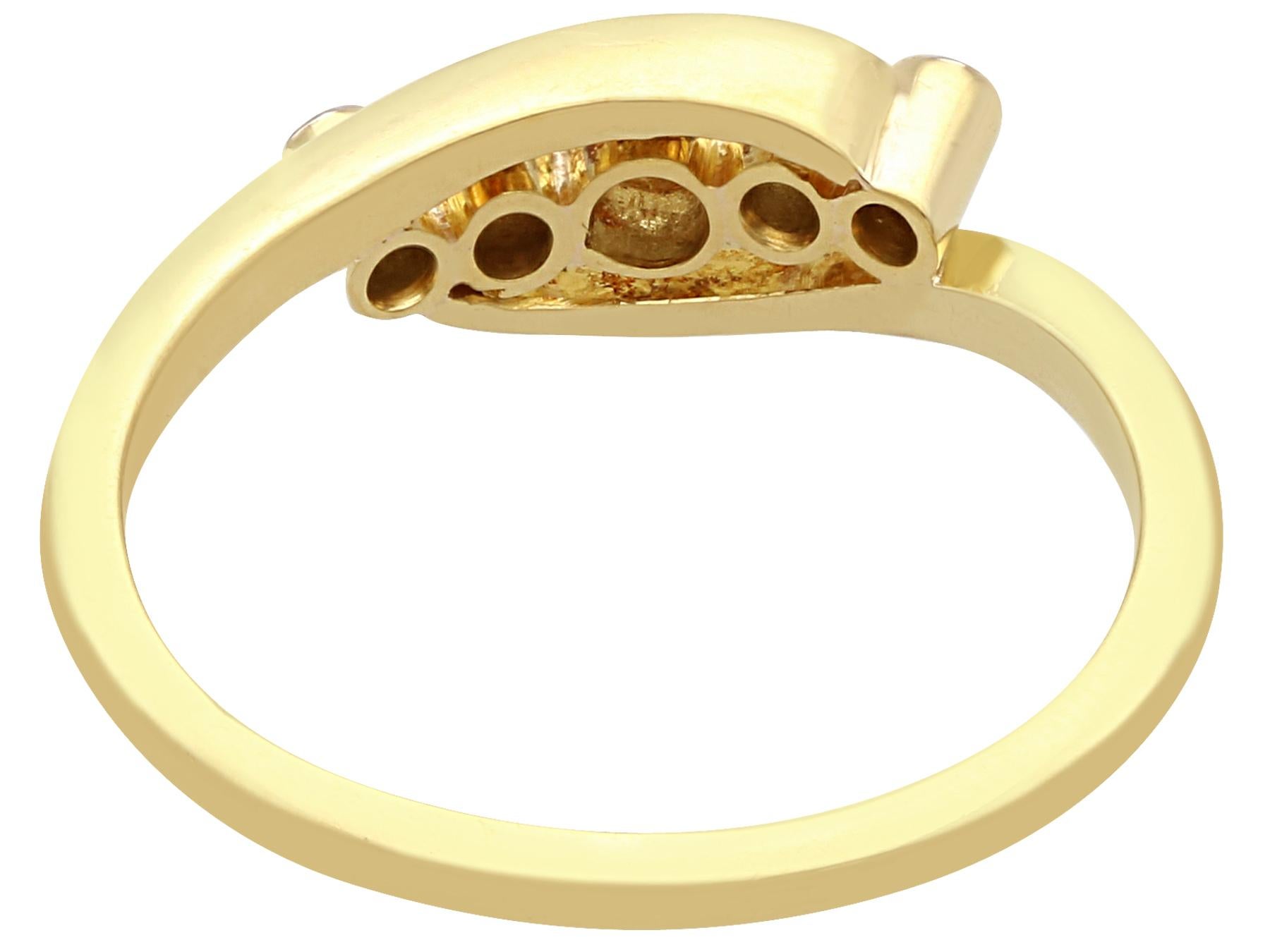 Antiker Fünf-Stein-Ring aus Diamant und Gelbgold aus den 1920er Jahren im Zustand „Hervorragend“ im Angebot in Jesmond, Newcastle Upon Tyne