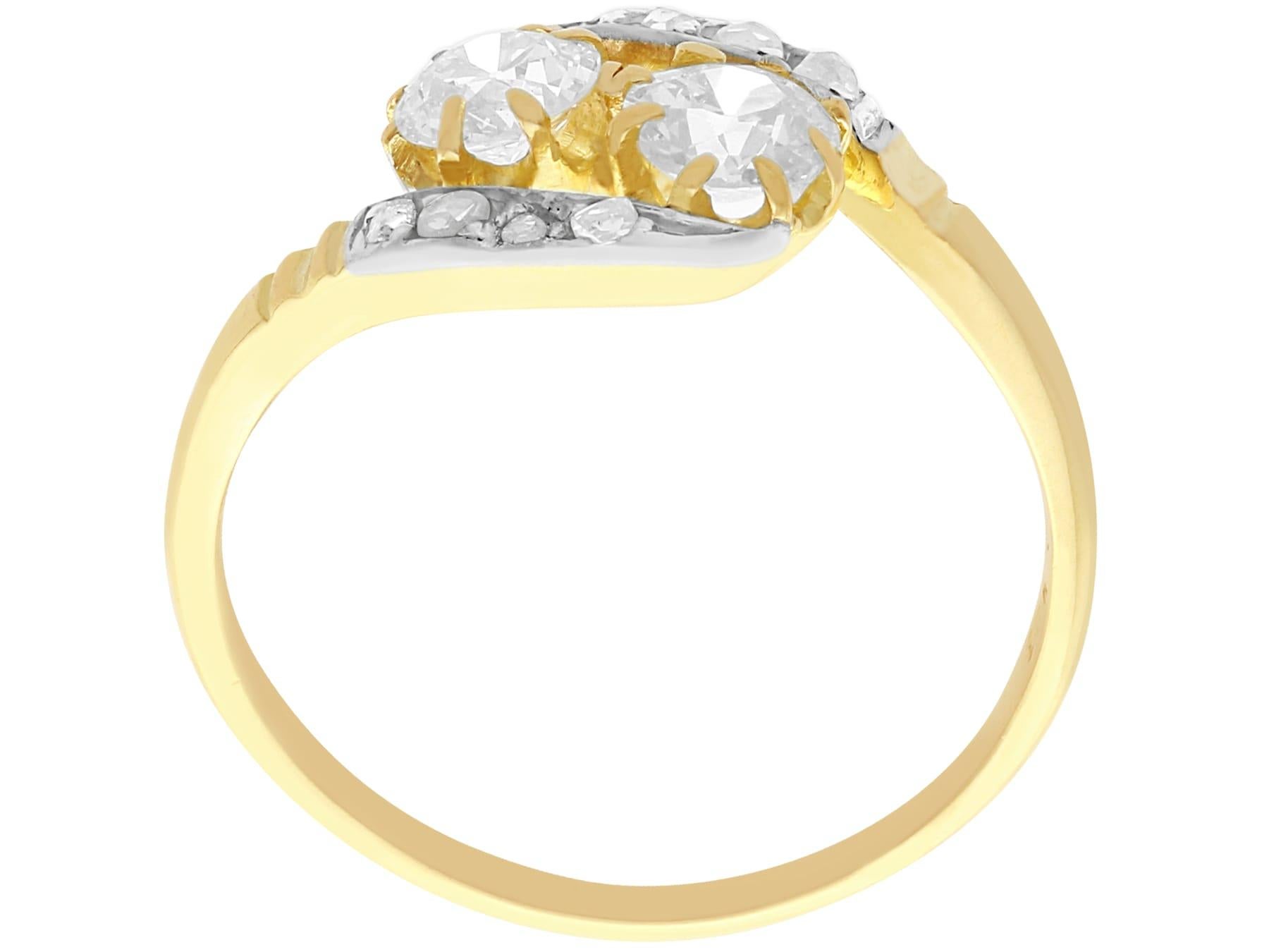 1920s Diamond and Yellow Gold Silver Set Twist Ring In Excellent Condition For Sale In Jesmond, Newcastle Upon Tyne