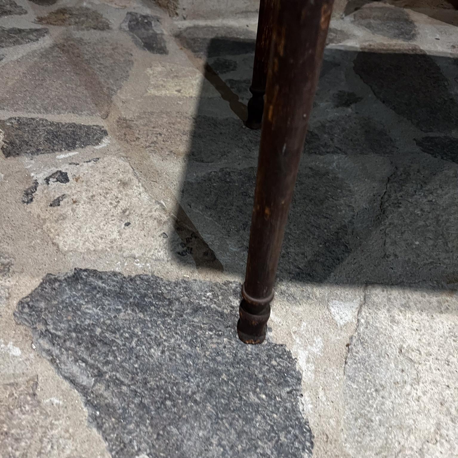 Antiquités 1920 Table Wood Foldes Rustique Farm Antiques en vente 1