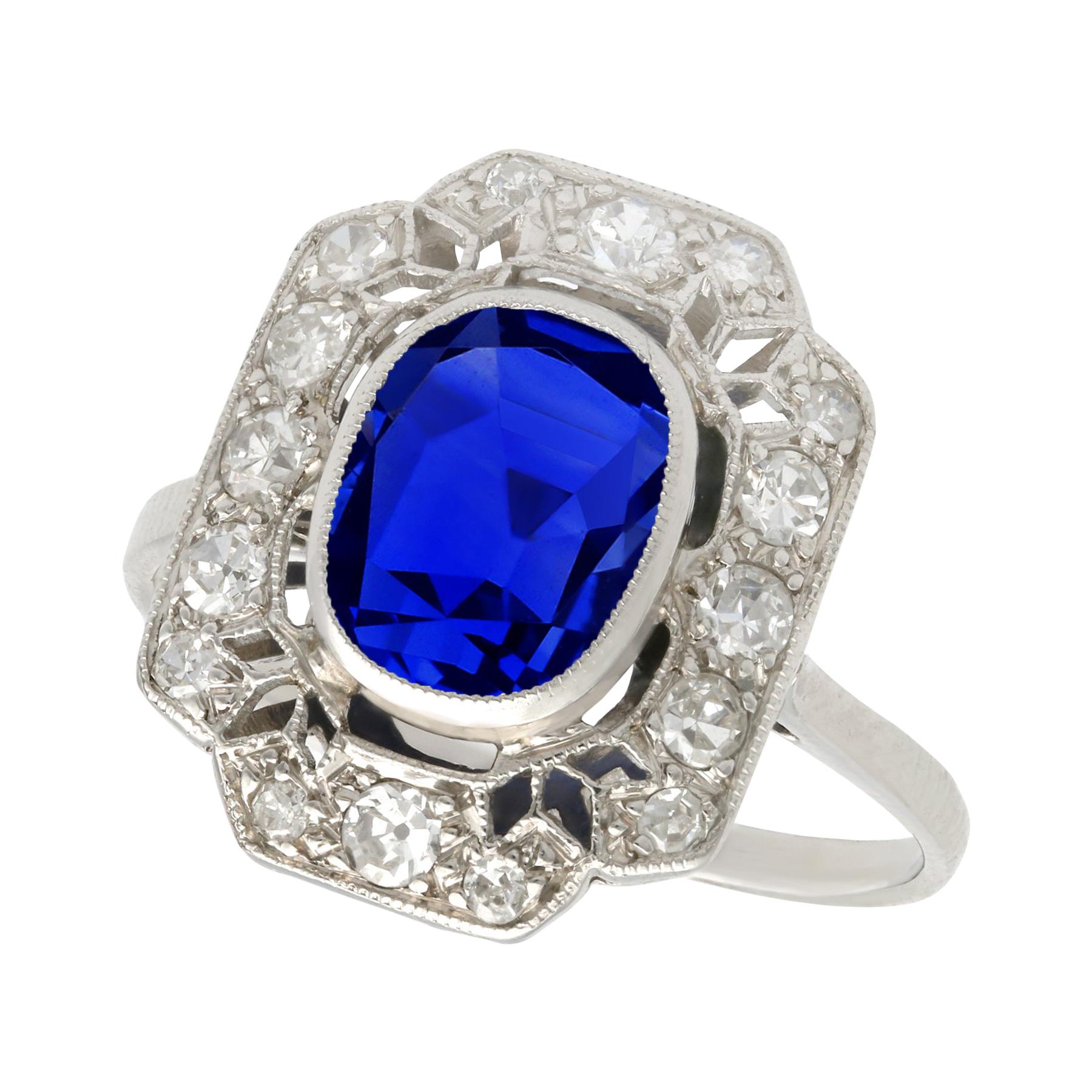 1920s Antique French 2.82 Carat Sapphire and Sapphire White Gold Cluster Ring