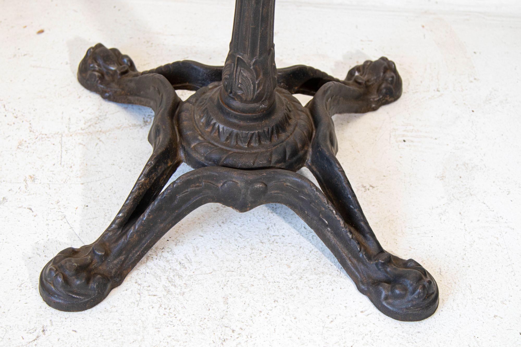 1920s Antique French Cast Iron Pedestal Bistro Table Stand For Sale 10