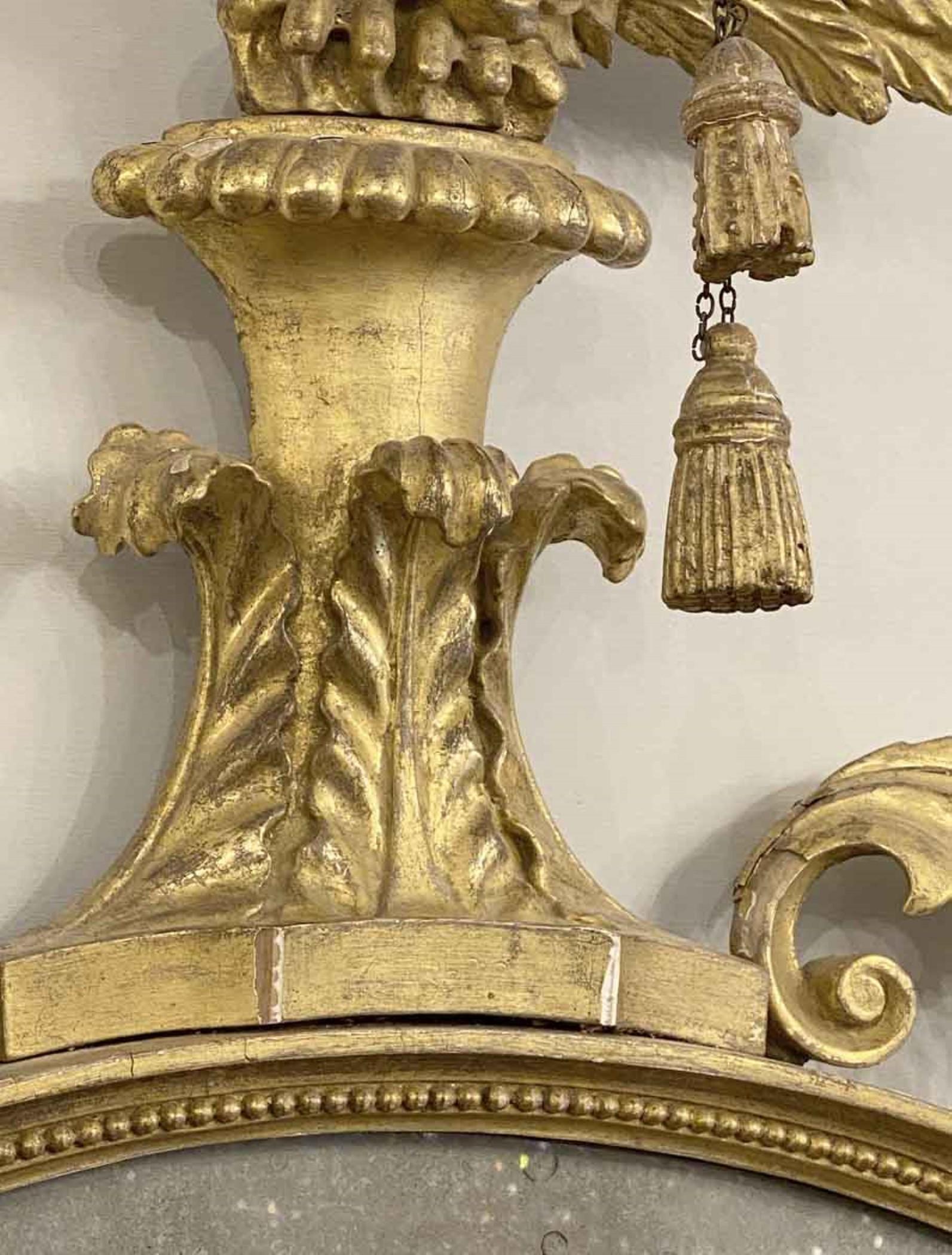 Antike Hand geschnitzt Gold vergoldet Spiegel Adler Ornament Quasten im Angebot 3