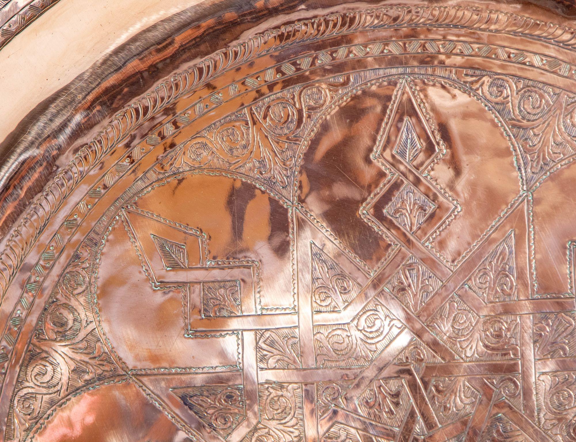 1920s Antique Hand Tooled Oversized Moroccan Metal Copper Tray 31 in. D. For Sale 9