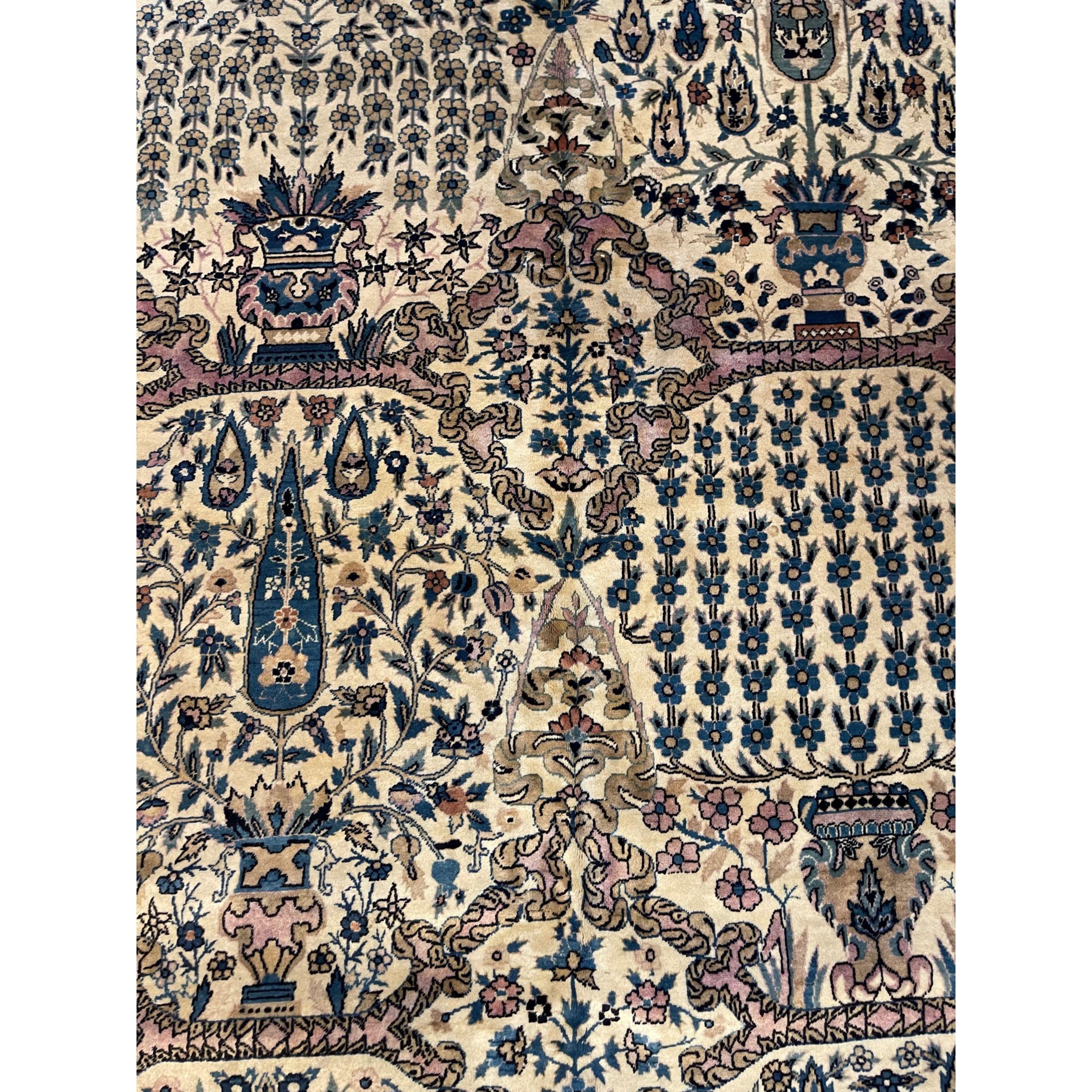 Antiker indischer Agra-Teppich aus den 1920er Jahren (Empire) im Angebot
