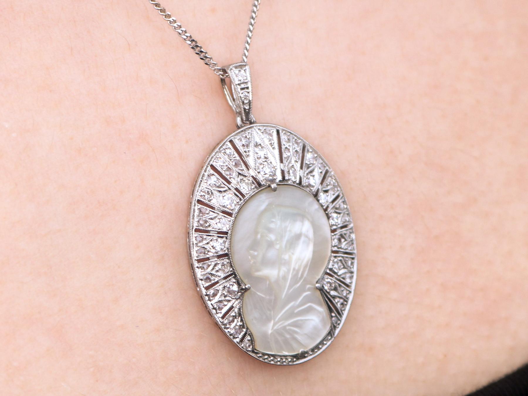 1920s Mother of Pearl and Diamond Platinum Pendant For Sale 3