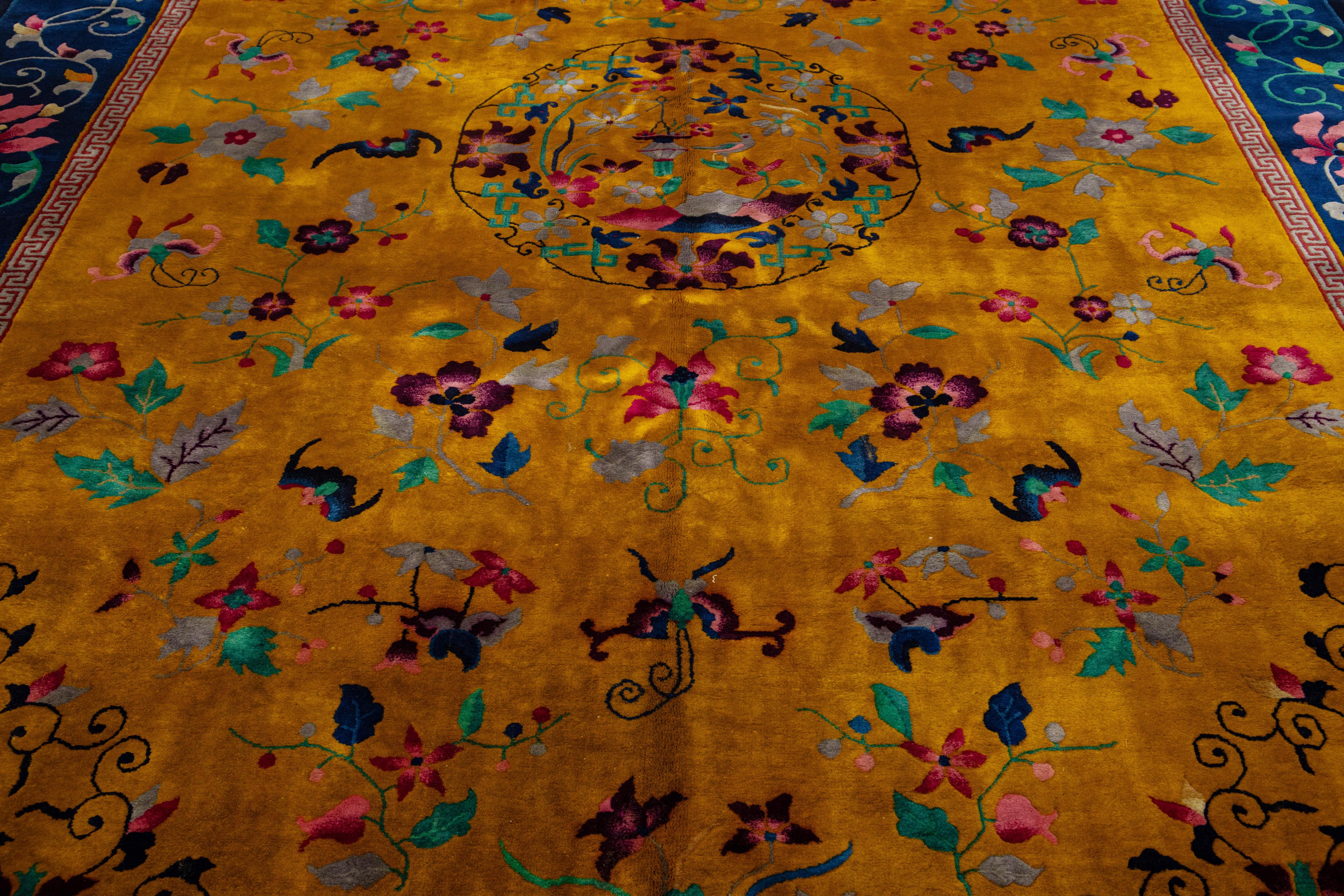 1920s Antique Peking Chinese Wool Rug Handmade with Floral Design In Goldenrod For Sale 1