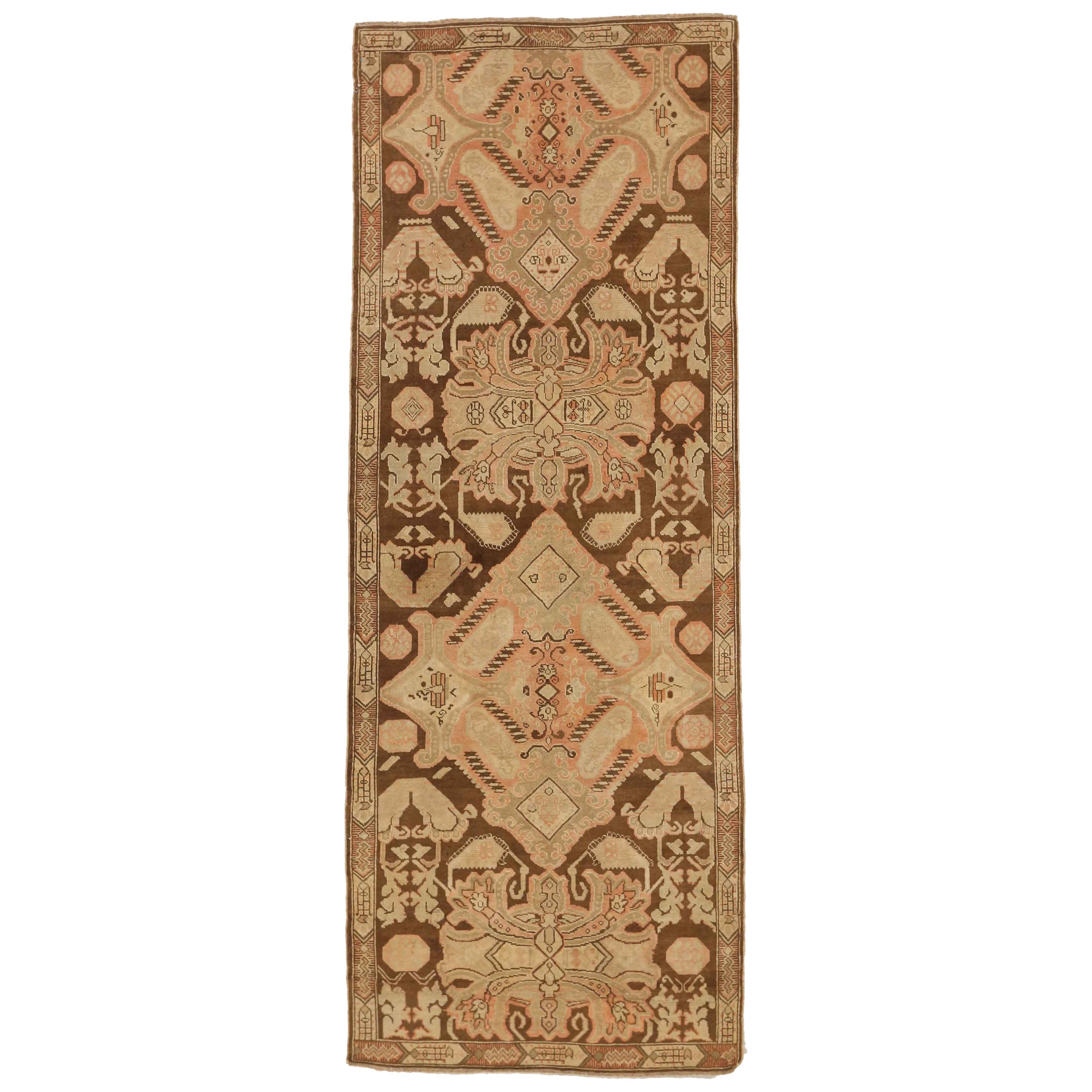 Antiquités des années 1920 - Tapis persan Karabagh Design/One avec médaillon Classic et scarabées en vente