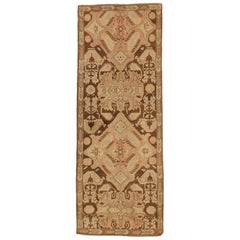 Alfombra Persa Antigua de 1920 Diseño Karabagh con Medallón Clásico y Escarabajos