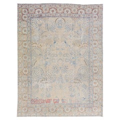 Antiker persischer Täbris-Wollteppich in Beige aus den 1920er Jahren mit Allover-Motiv