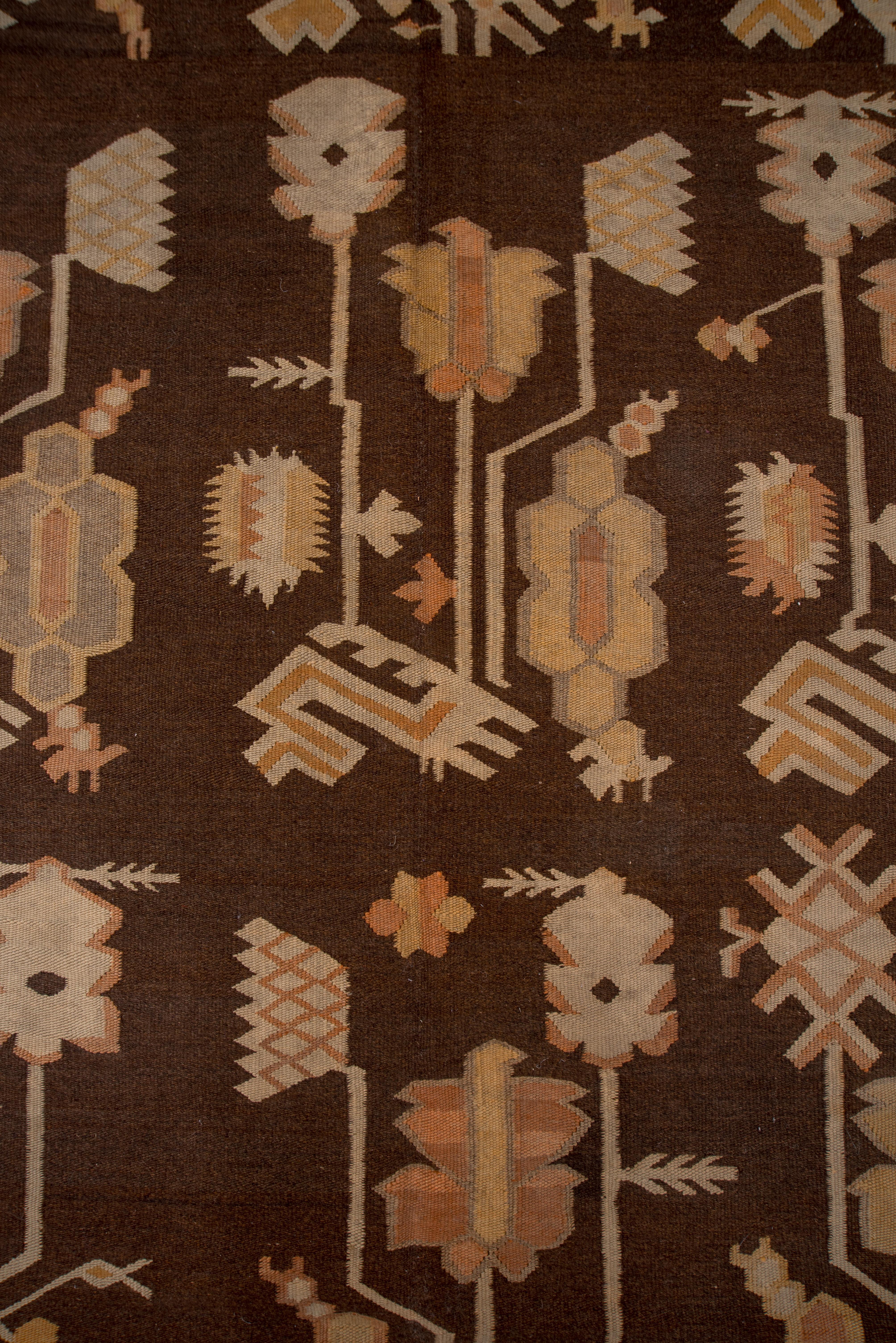 Antiker türkischer Kelim-Teppich aus den 1920er Jahren, braunes Feld, cremefarbene Bordüren (Frühes 20. Jahrhundert) im Angebot