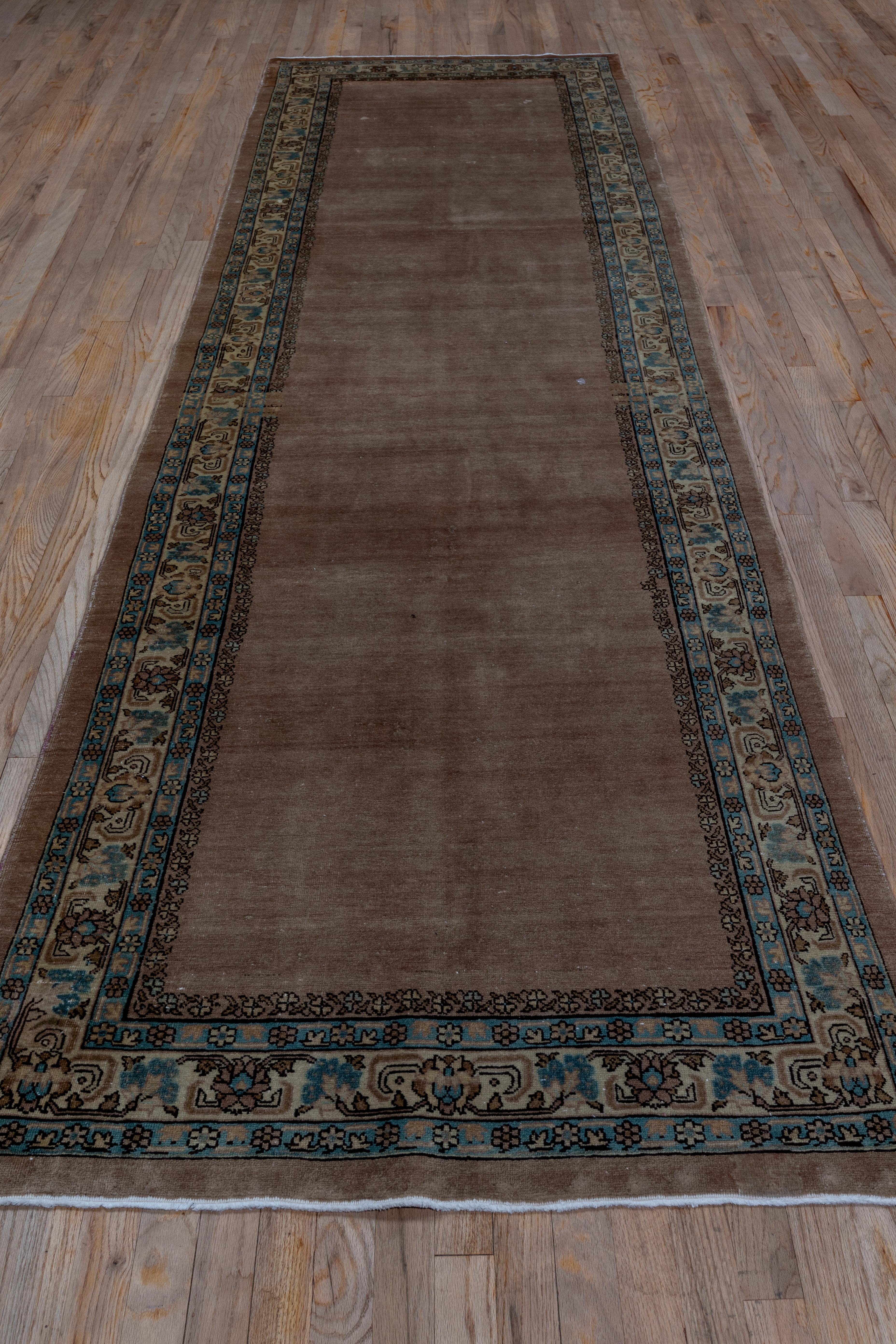 Hand-Knotted 1920s Antique Turkish Sivas Runner, Light Brown Open Field, Blue Accnets For Sale
