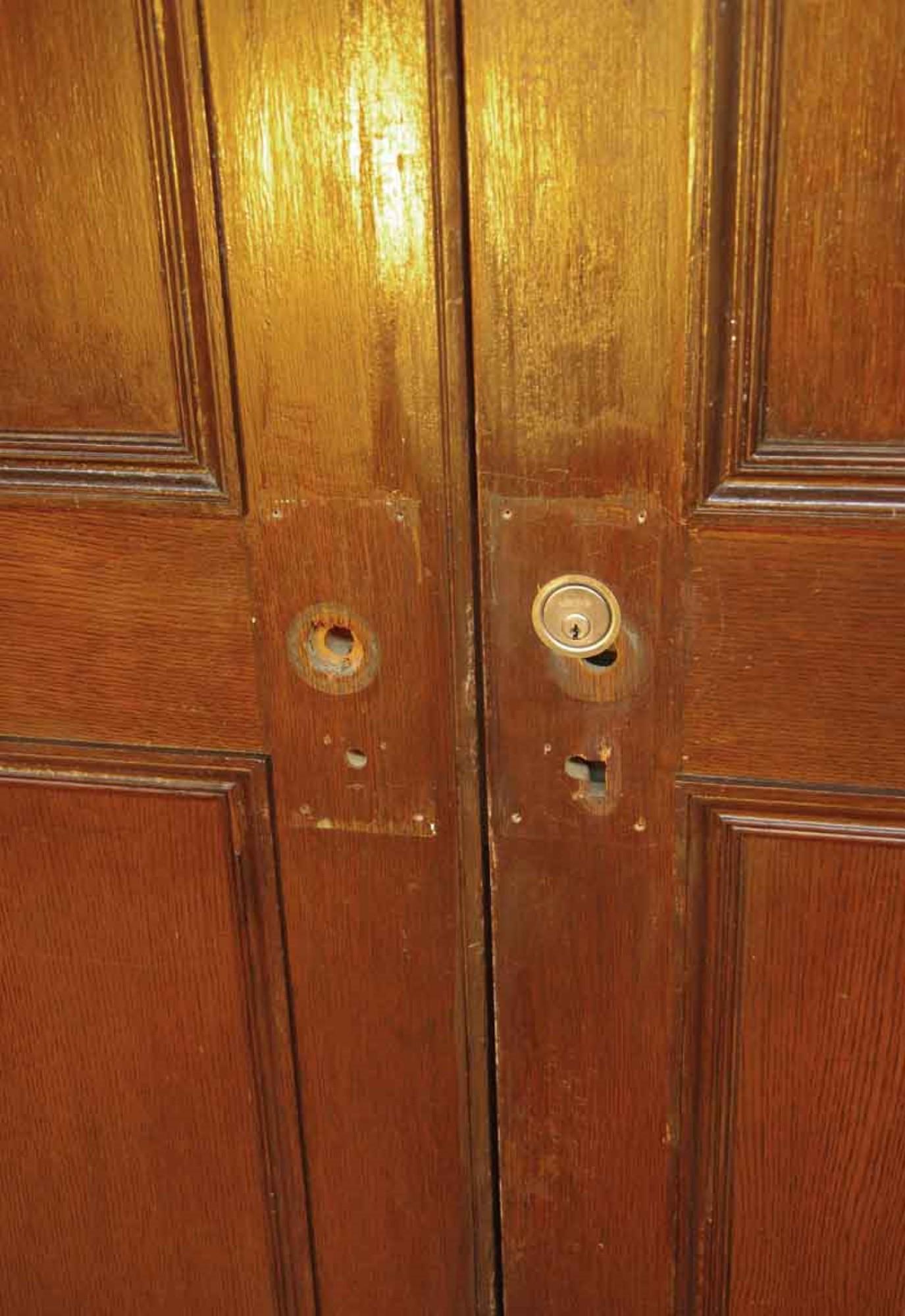1920s Antique Two-Panel Oak Swinging Passage Double Doors In Good Condition In New York, NY