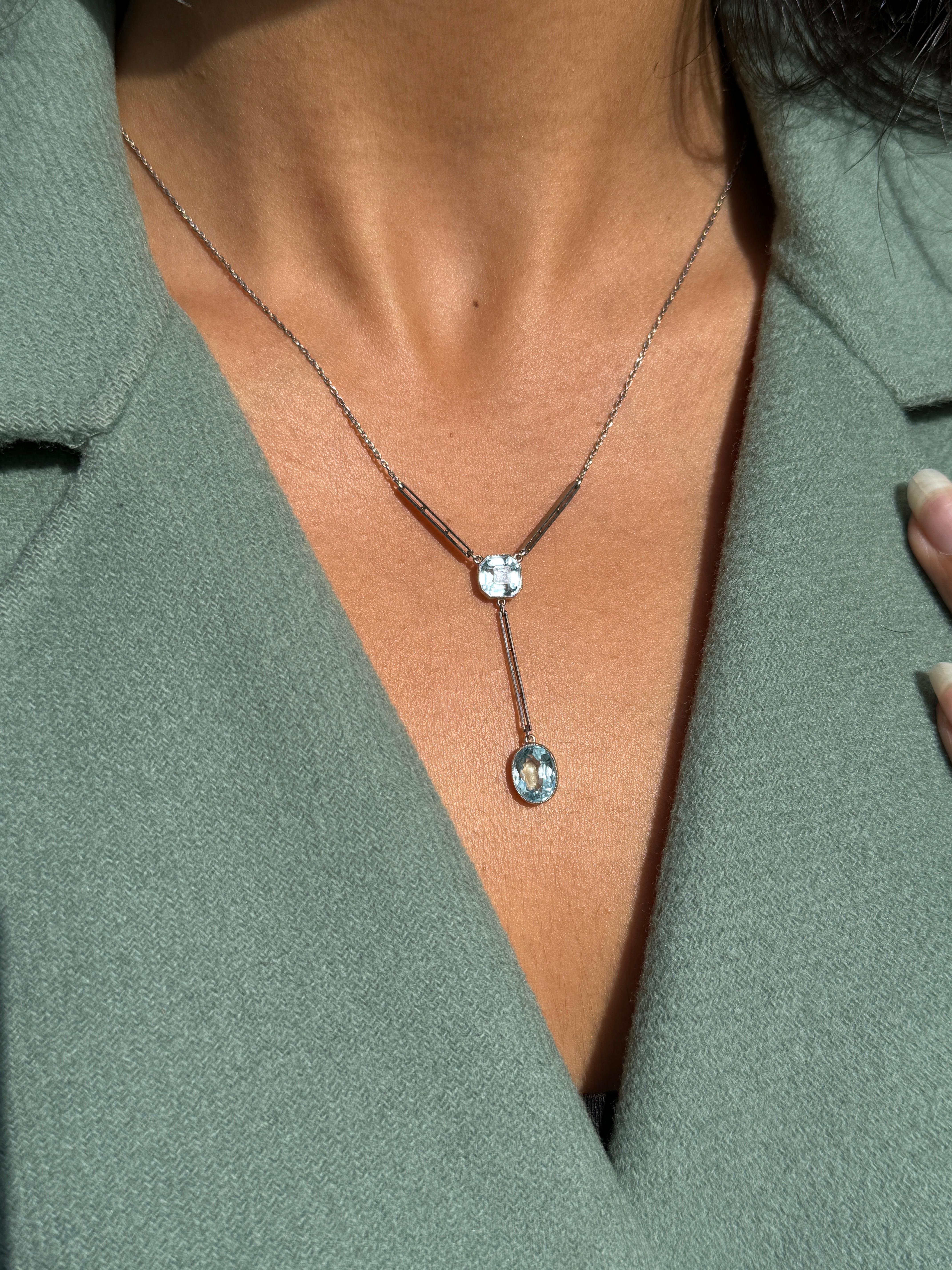 Collana a goccia in acquamarina e palladio degli anni '20 in vendita 3