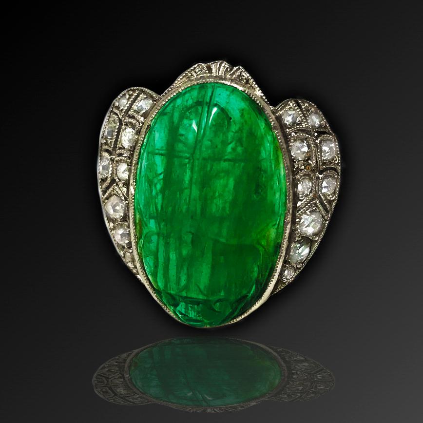 Women's or Men's 1920s Art Deco 10 Carat Egyptian Revival Hand-Carved Emerald Diamond Scarab Ring