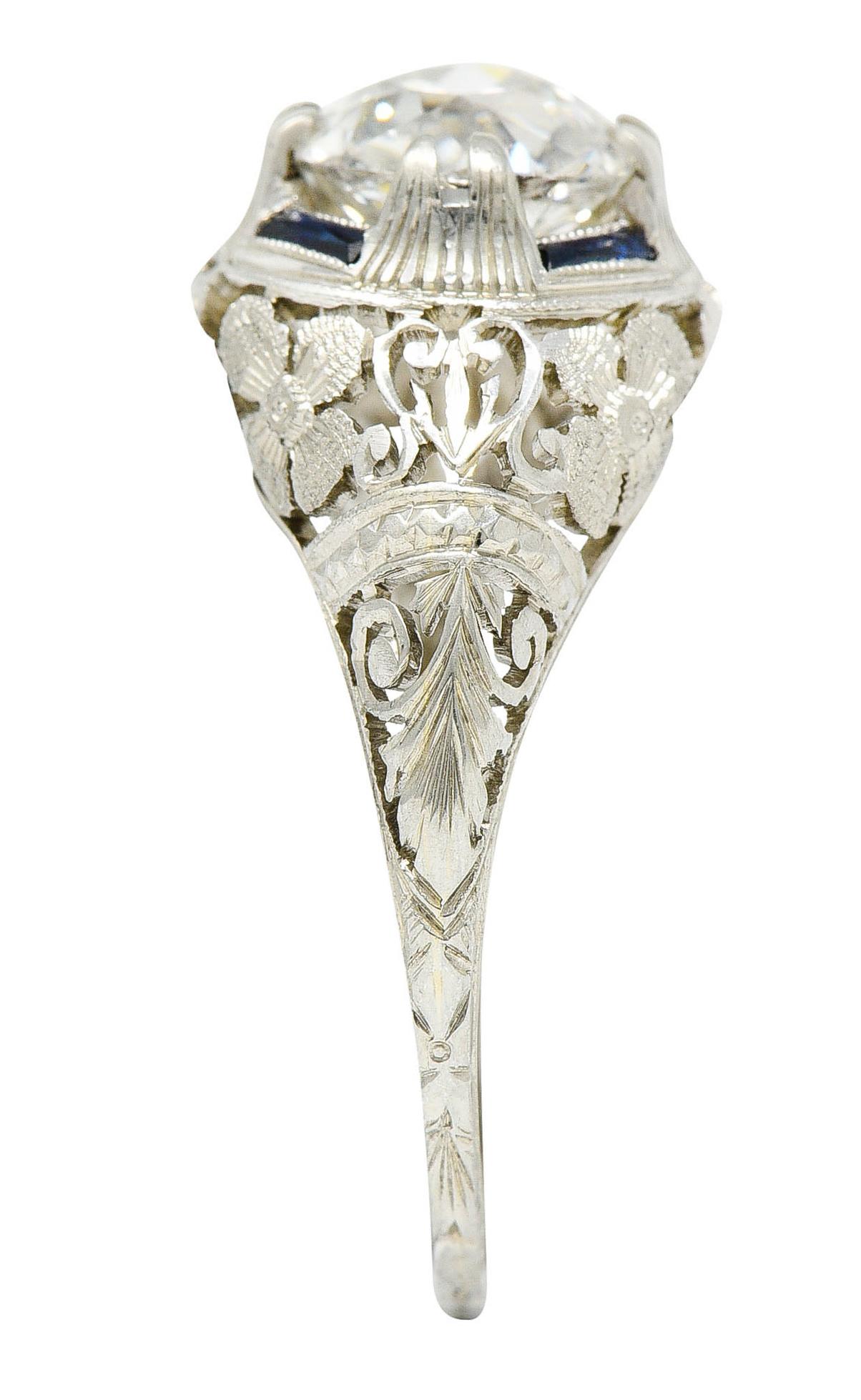 1920's Art Deco 1.76 Carats Diamond Sapphire 18 Karat Gold Engagement Ring For Sale 2
