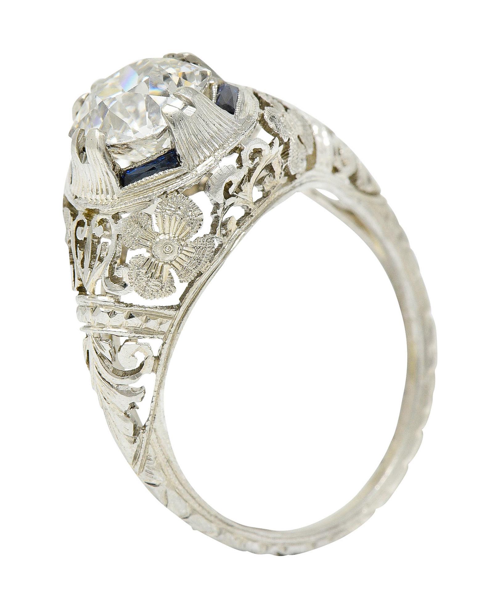 1920's Art Deco 1.76 Carats Diamond Sapphire 18 Karat Gold Engagement Ring For Sale 3