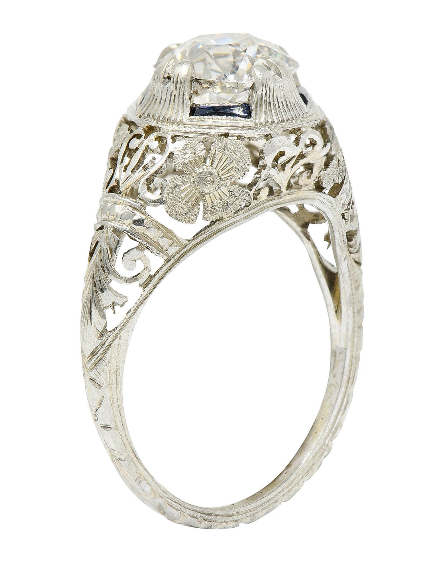 1920's Art Deco 1.76 Carats Diamond Sapphire 18 Karat Gold Engagement Ring For Sale 1