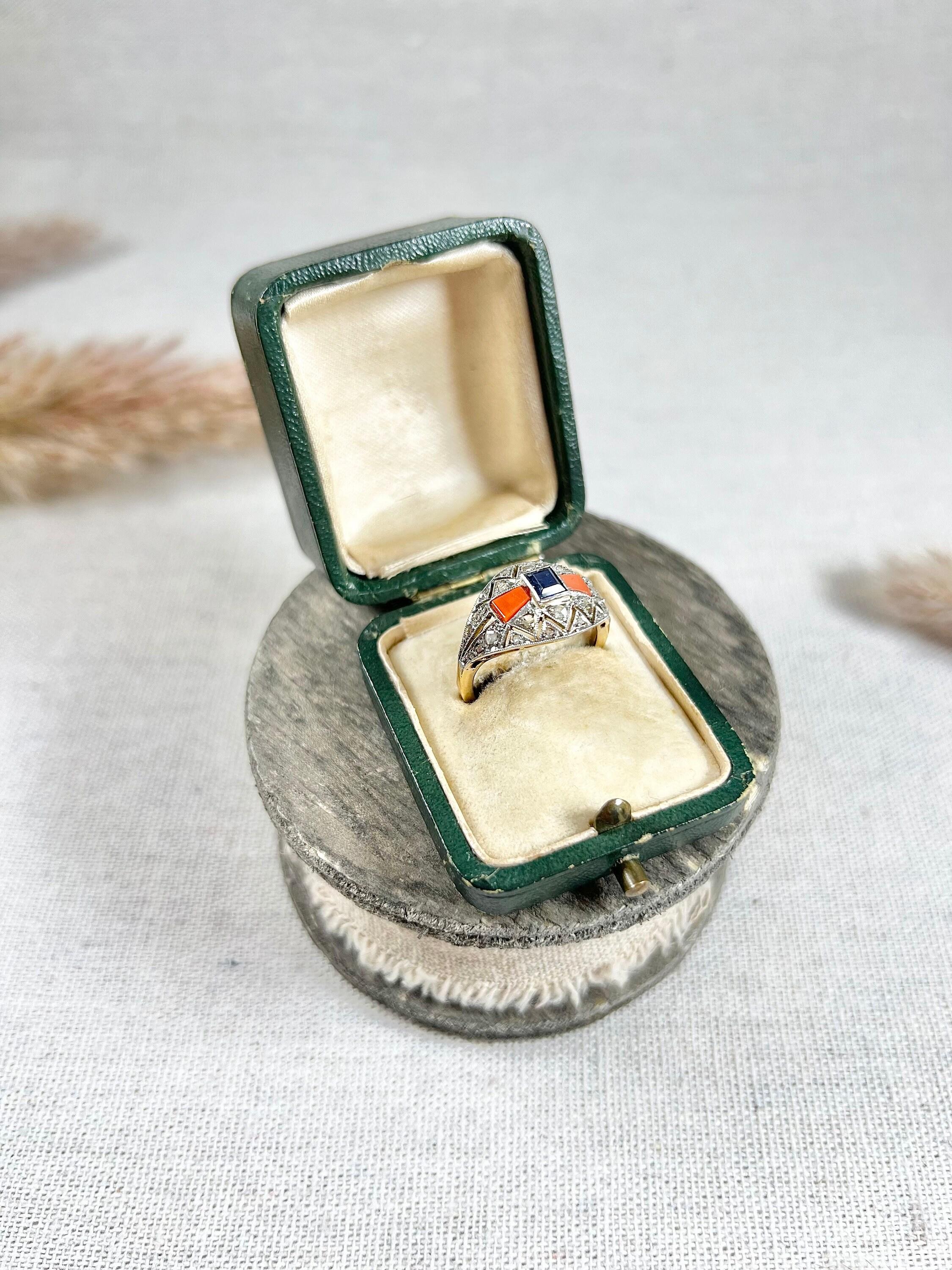 1920's Art Deco 18ct Gold & Platinum French Sapphire, Coral & Diamond Dome Ring For Sale 4