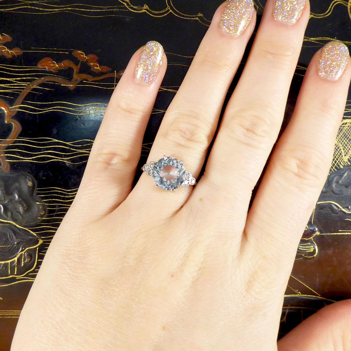 1920's Art Deco 2.75ct Aquamarine Ring with Diamond Set Shoulders in Platinum 1