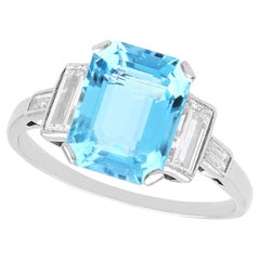 Antique 1920s Art Deco 3.35 Carat Aquamarine and 0.82 Carat Diamond Platinum Dress Ring