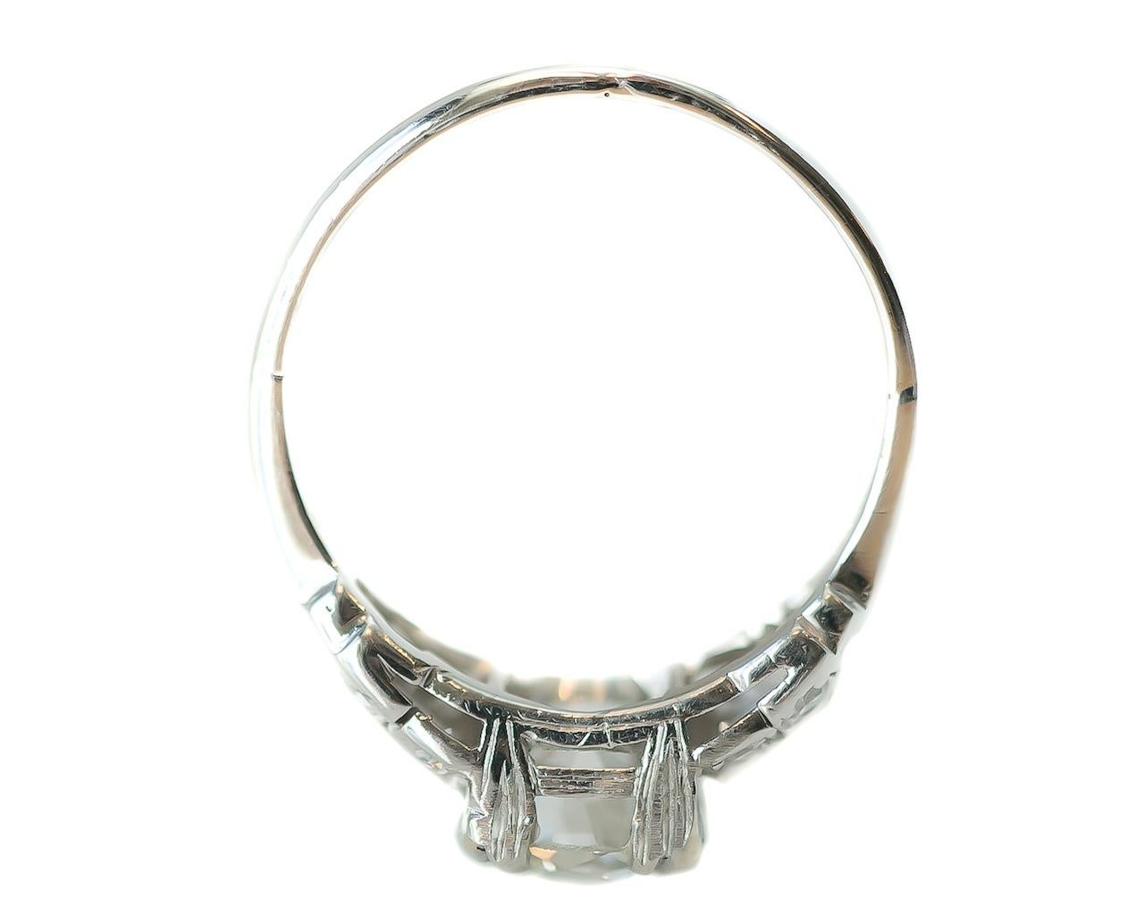 Women's 1920s Art Deco .90 Carat Old European Diamond Platinum Engagement Ring