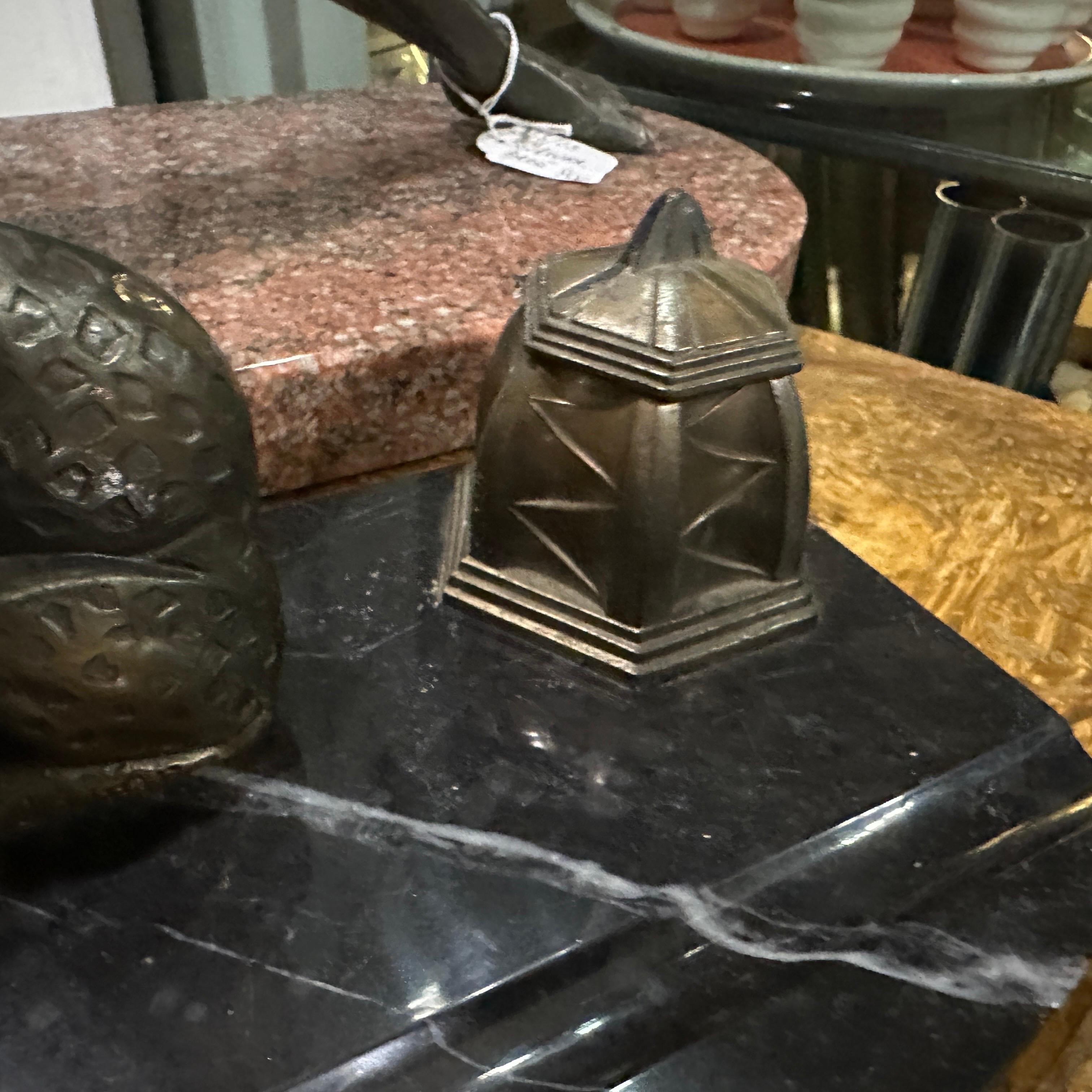 1920s Art Deco Black and White Marble and Metal French Inkwell For Sale 2