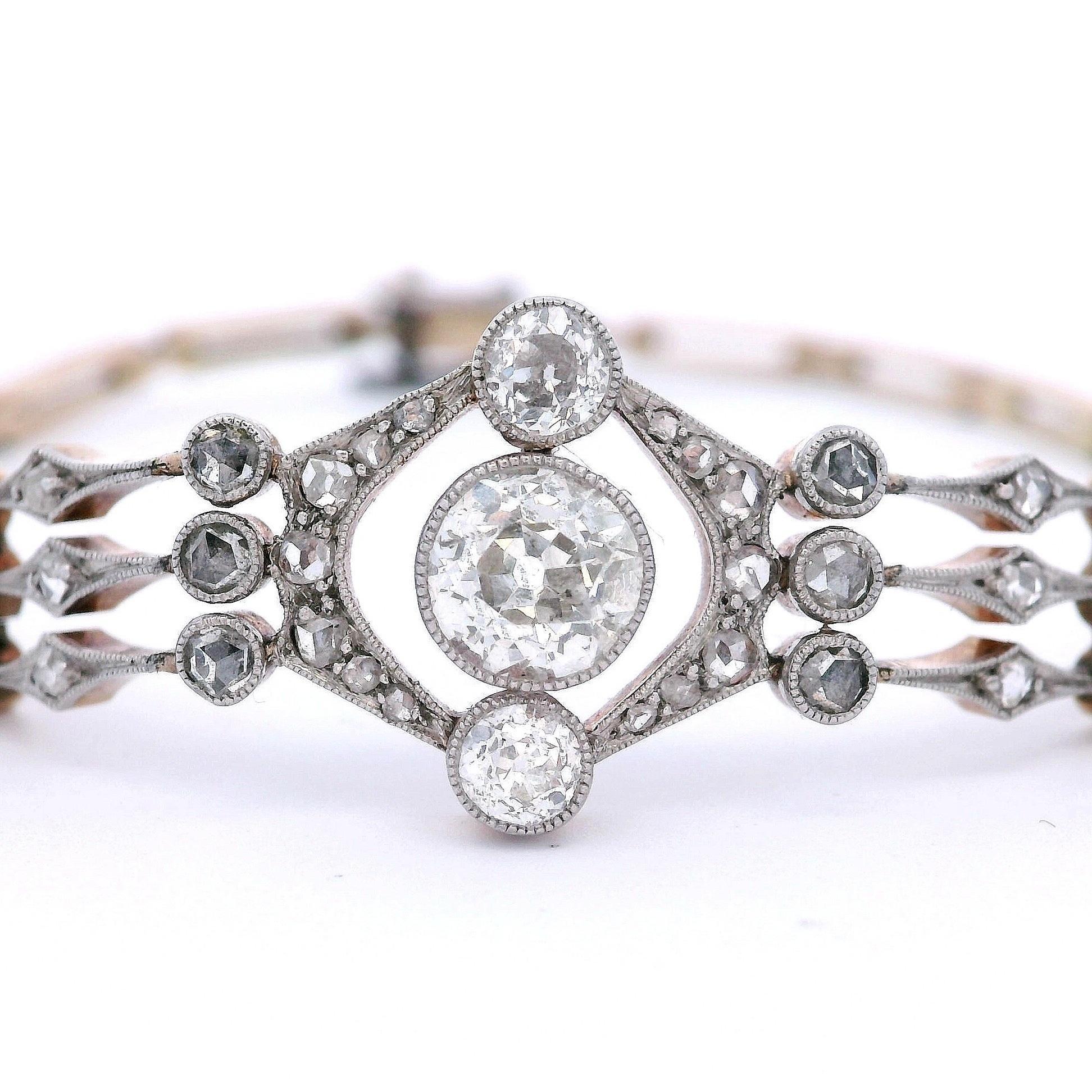 Old Mine Cut 1920's Art Deco Bracelet in 18k Gold & platinum with Diamonds For Sale