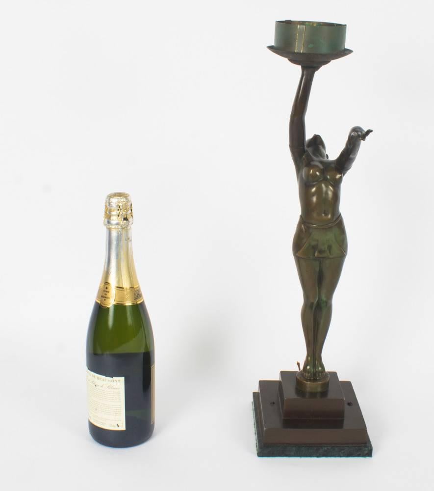Lampe Art Déco 1920 en bronze pour dame dansante 4
