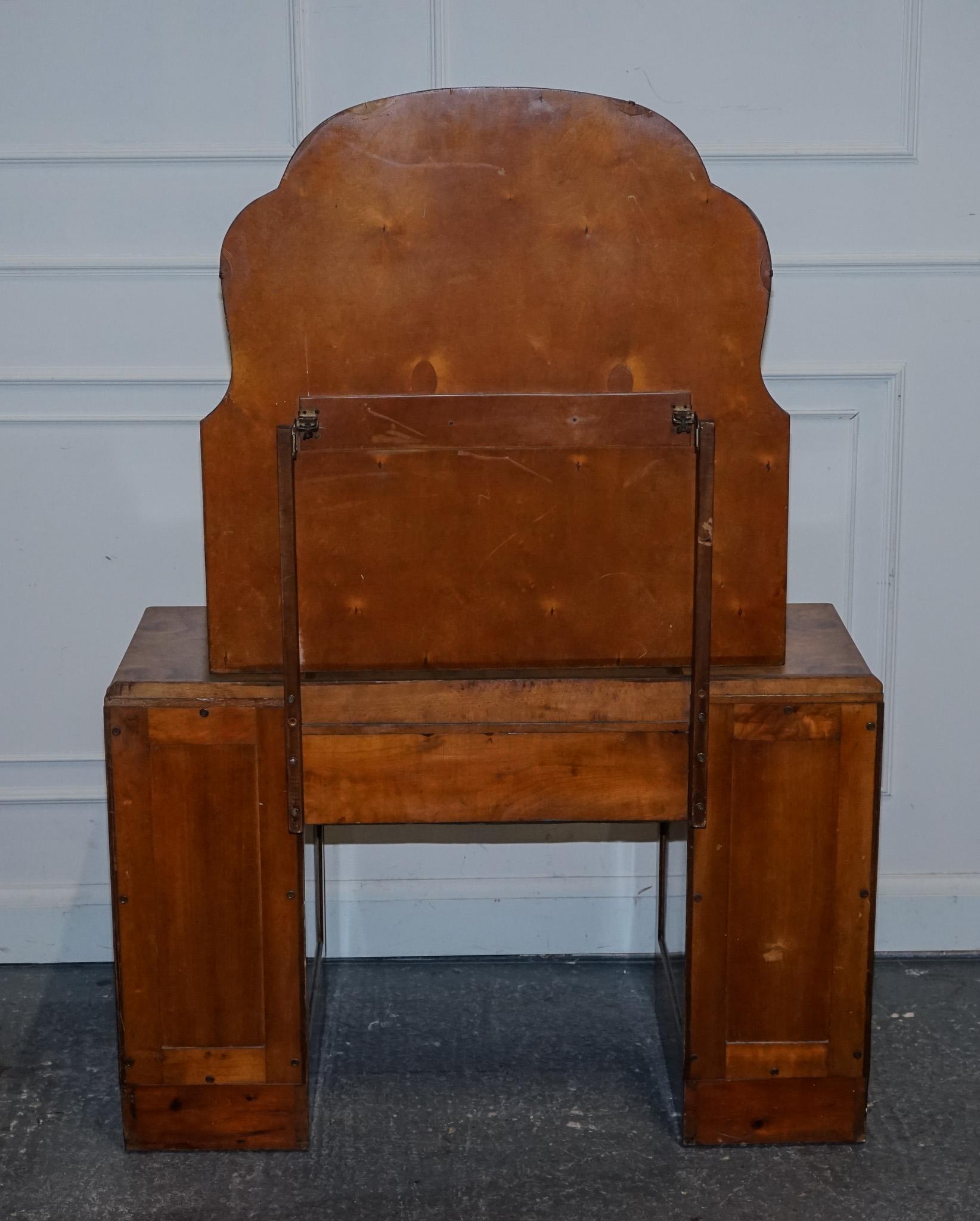 1920'S ART DECO BURR WALNUT DRESSING TABLE WITH LARGE MiRROR CUPBOARDS & DRAWERS For Sale 8