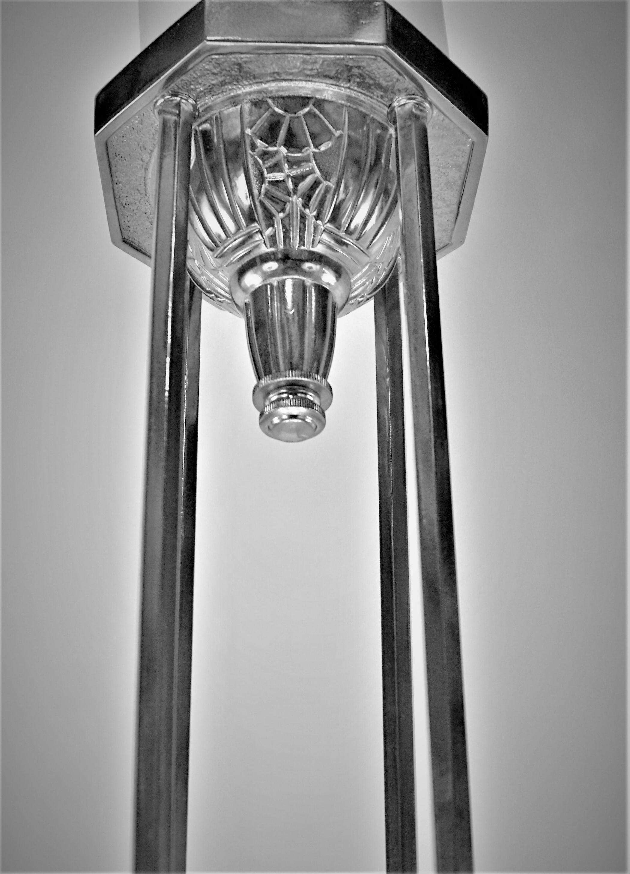 1920'S Art Deco chandelier by Daum/Lorian For Sale 3