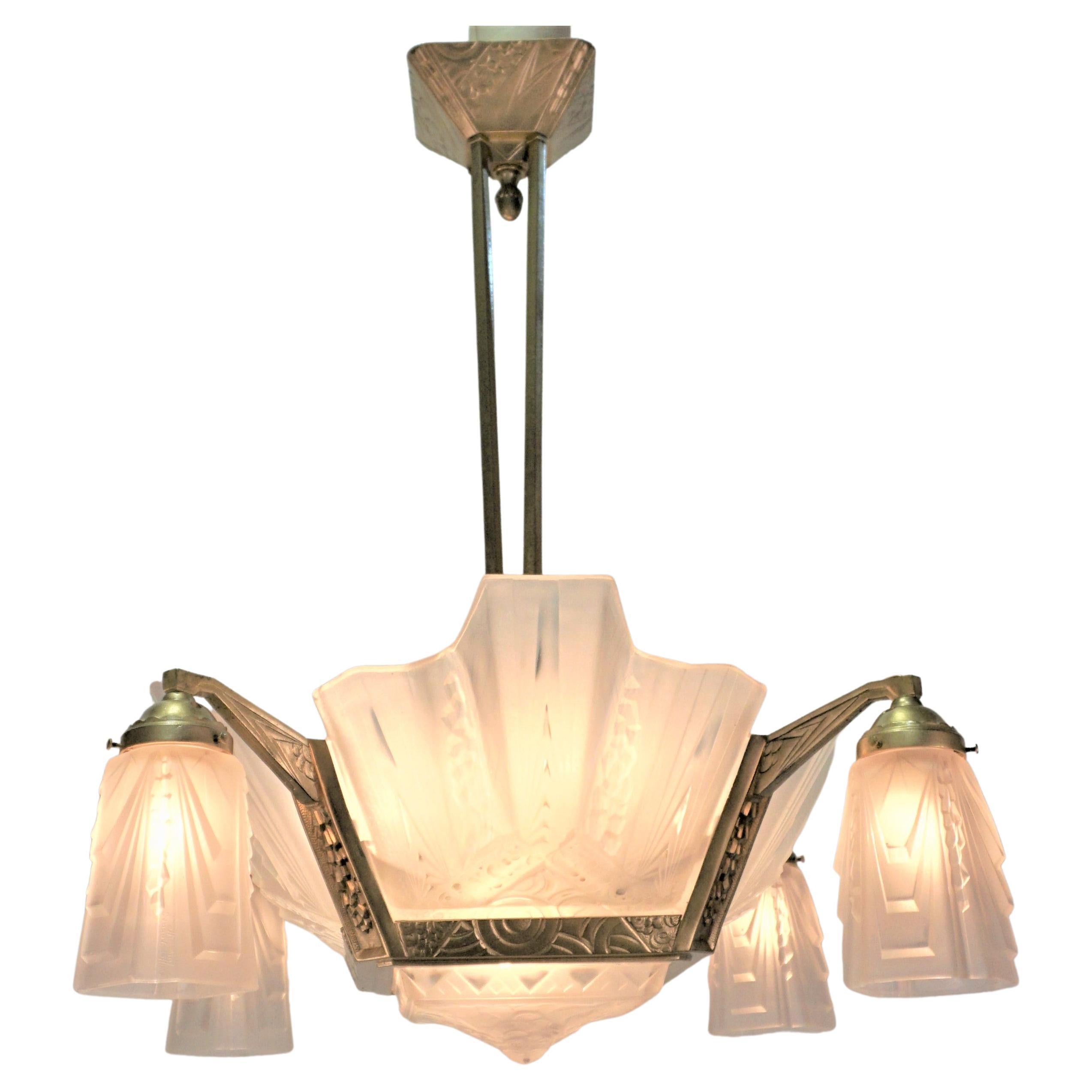 1920's Art Deco Chandelier by Muller Freres 