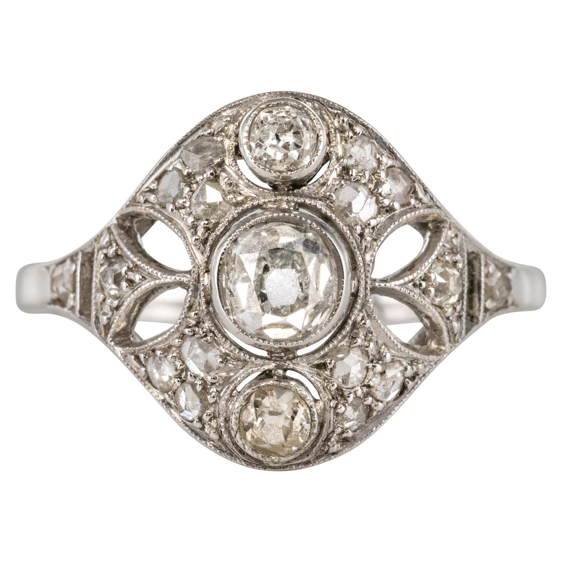 1920s Art Deco Diamond 18 Karat White Gold Ring