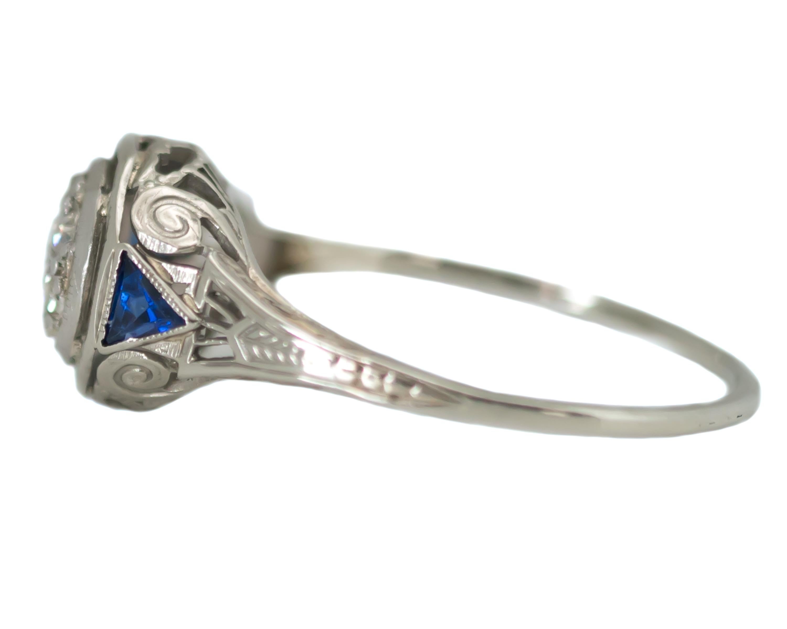 1920s Art Deco Diamond, Blue Sapphire and 18 Karat White Gold Filigree Ring 1