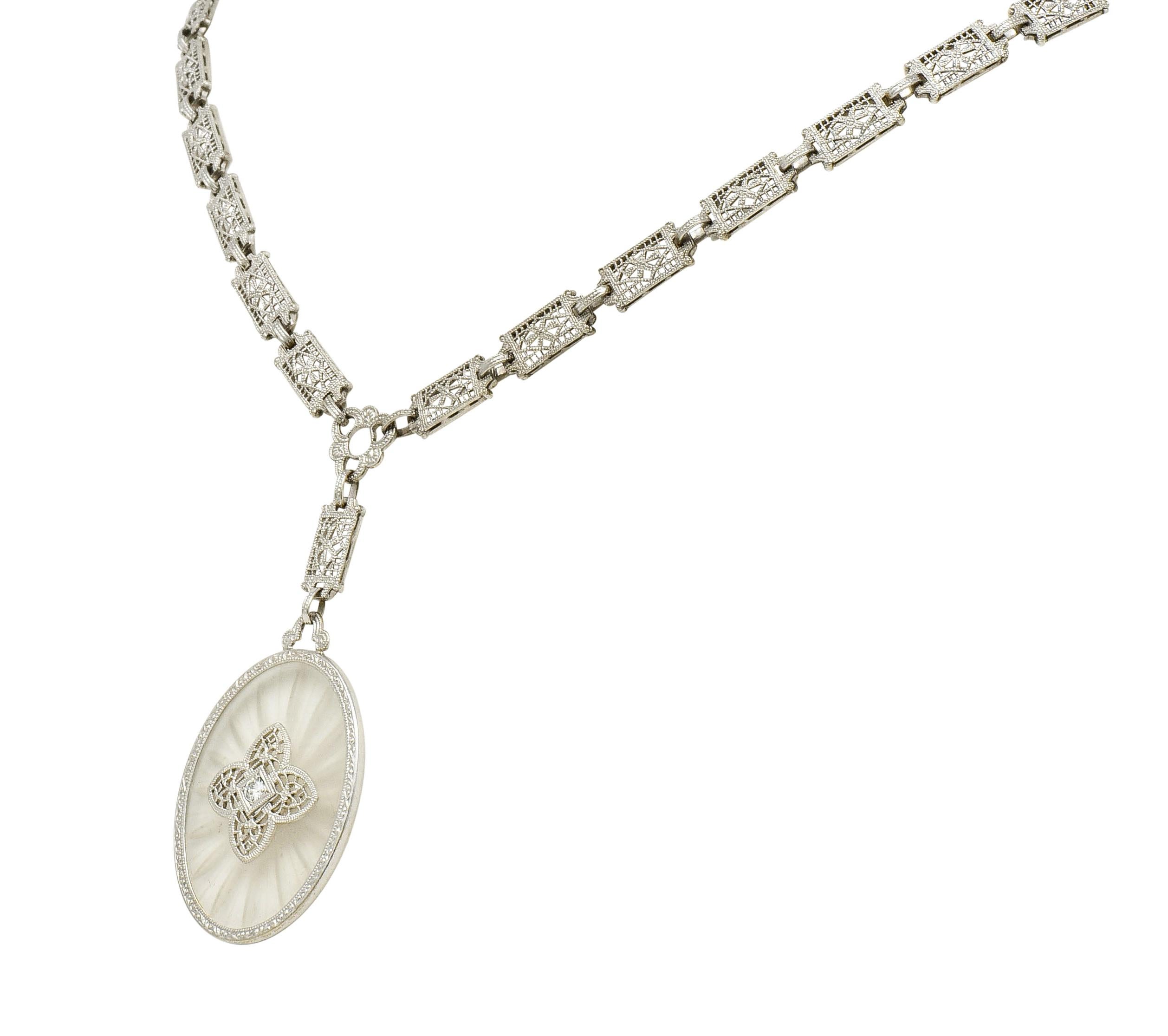 1920s style necklace