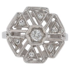 1920
s Art Deco Diamond Engagement Ring