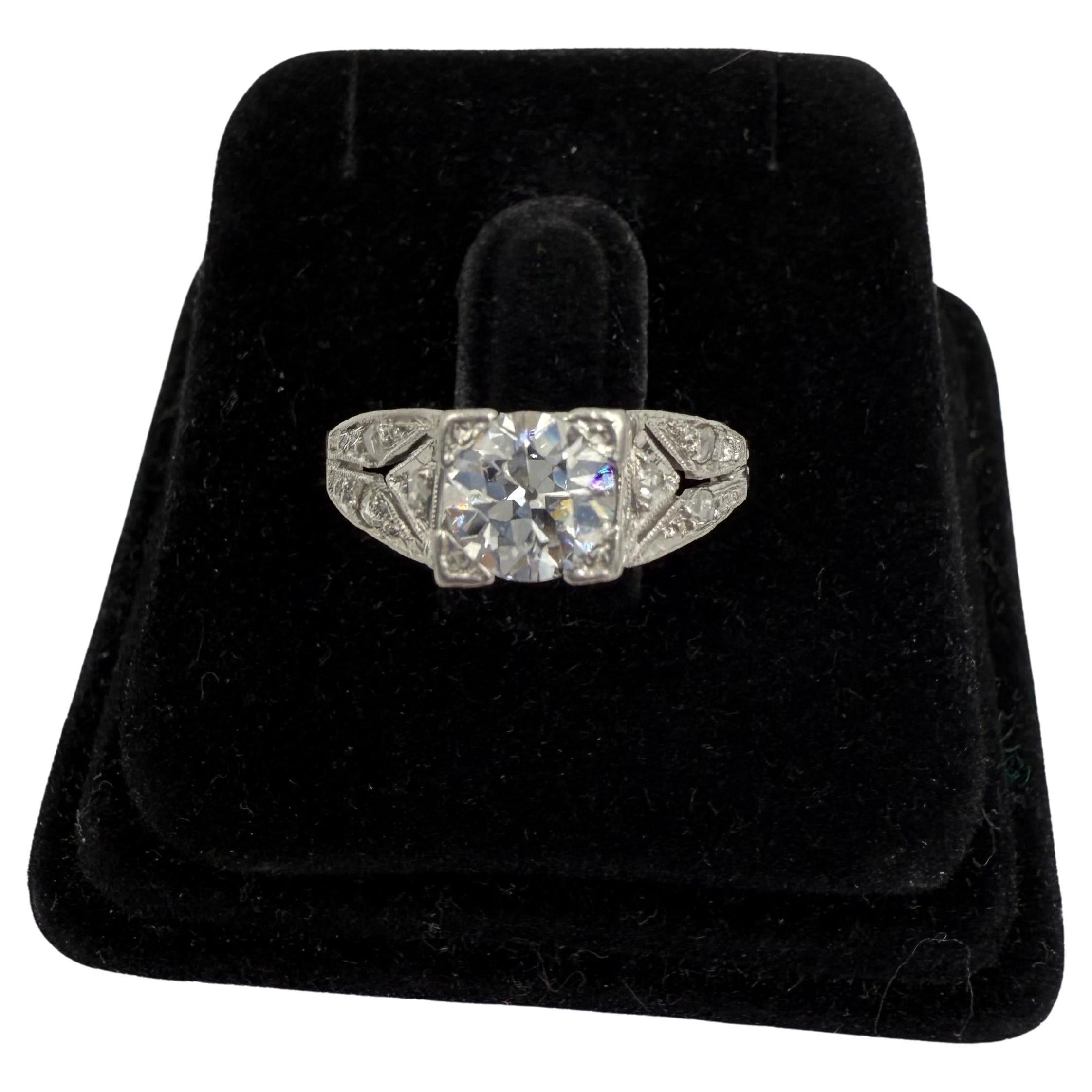 1920s Art Deco Diamond Platinum Engagement Ring