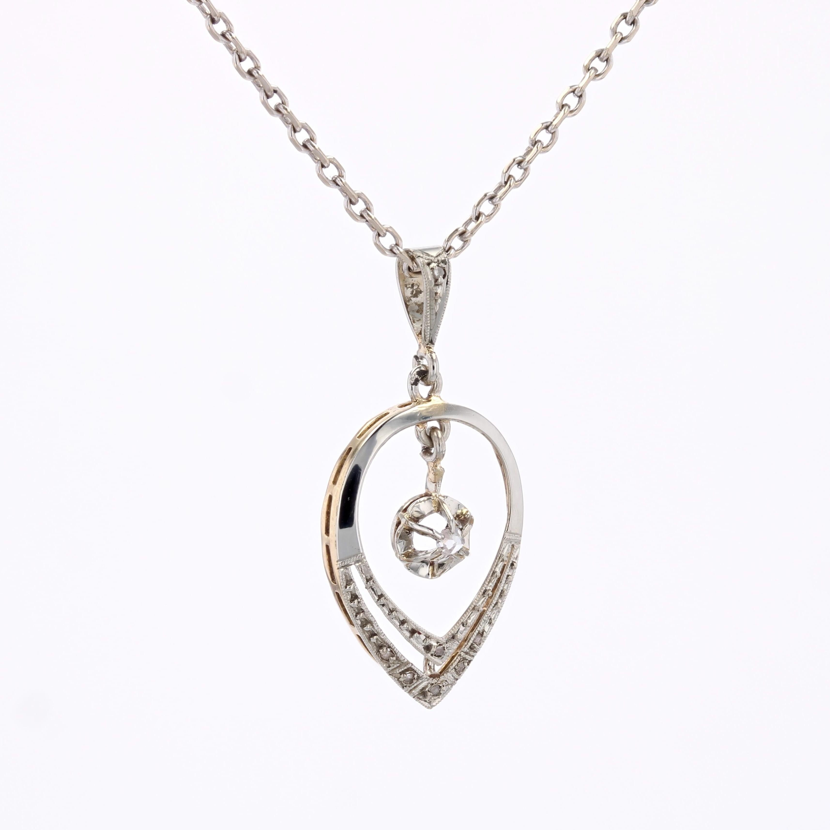 Taille rose Pendentif en or blanc et jaune 18 carats avec diamants Art Deco des années 1920 en vente