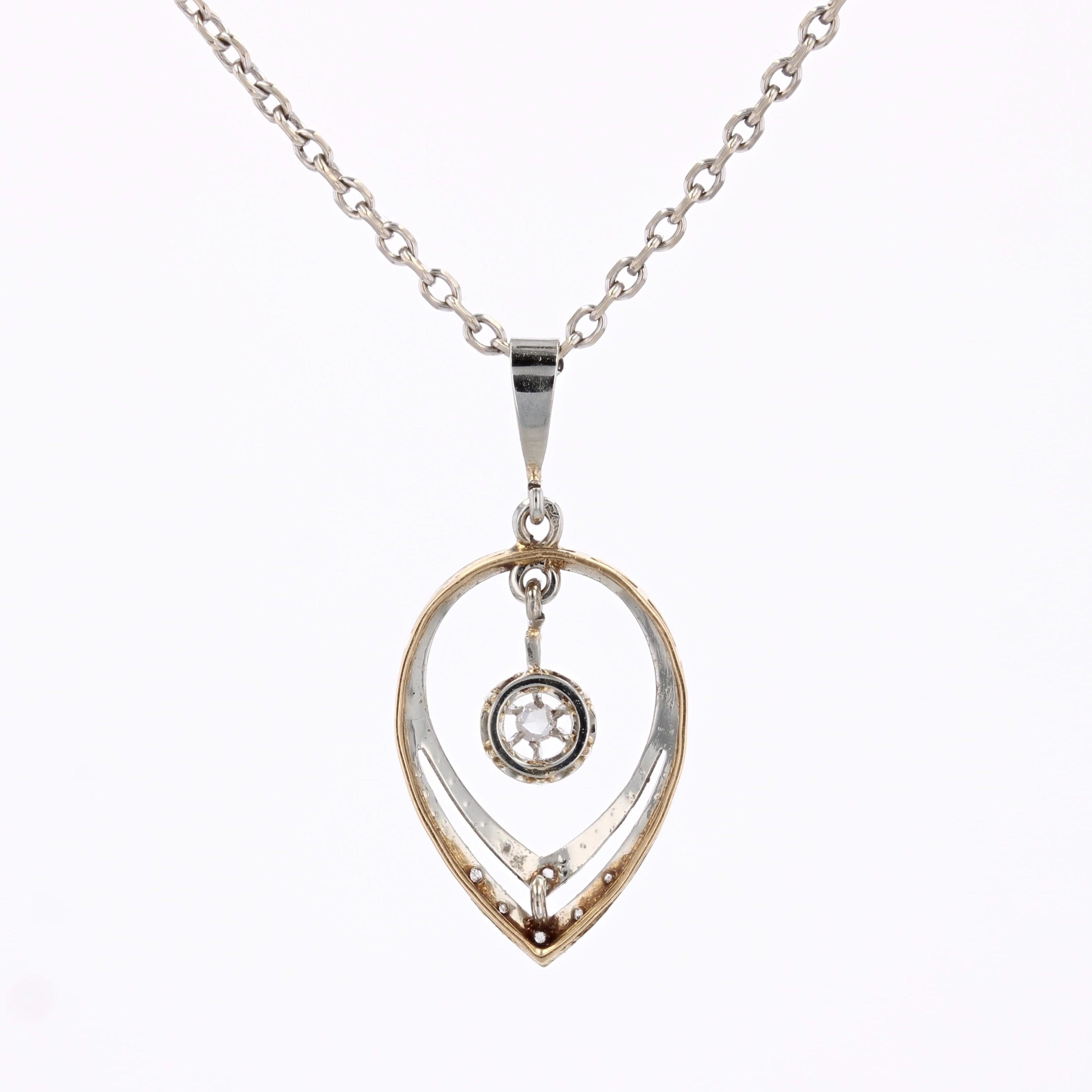 Pendentif en or blanc et jaune 18 carats avec diamants Art Deco des années 1920 en vente 1