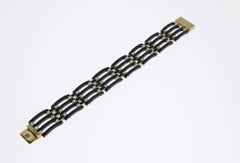 1920s Art Deco Diamonds Onyx 18 Carat Gold Link Bracelet
