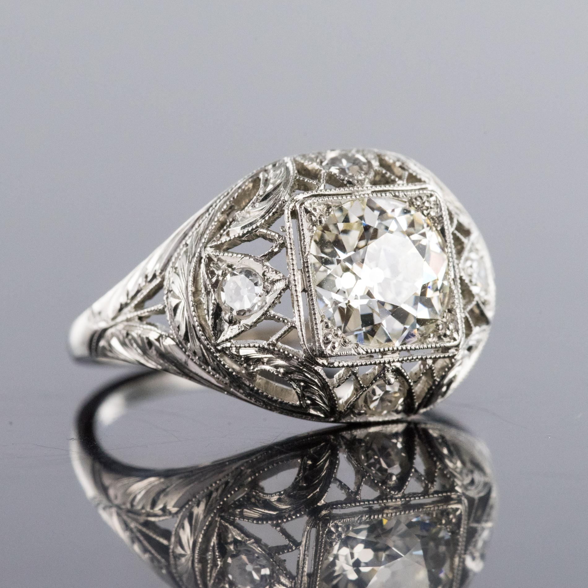 1920er Art Deco Diamanten Platin Kuppel Ring (Radiantschliff) im Angebot