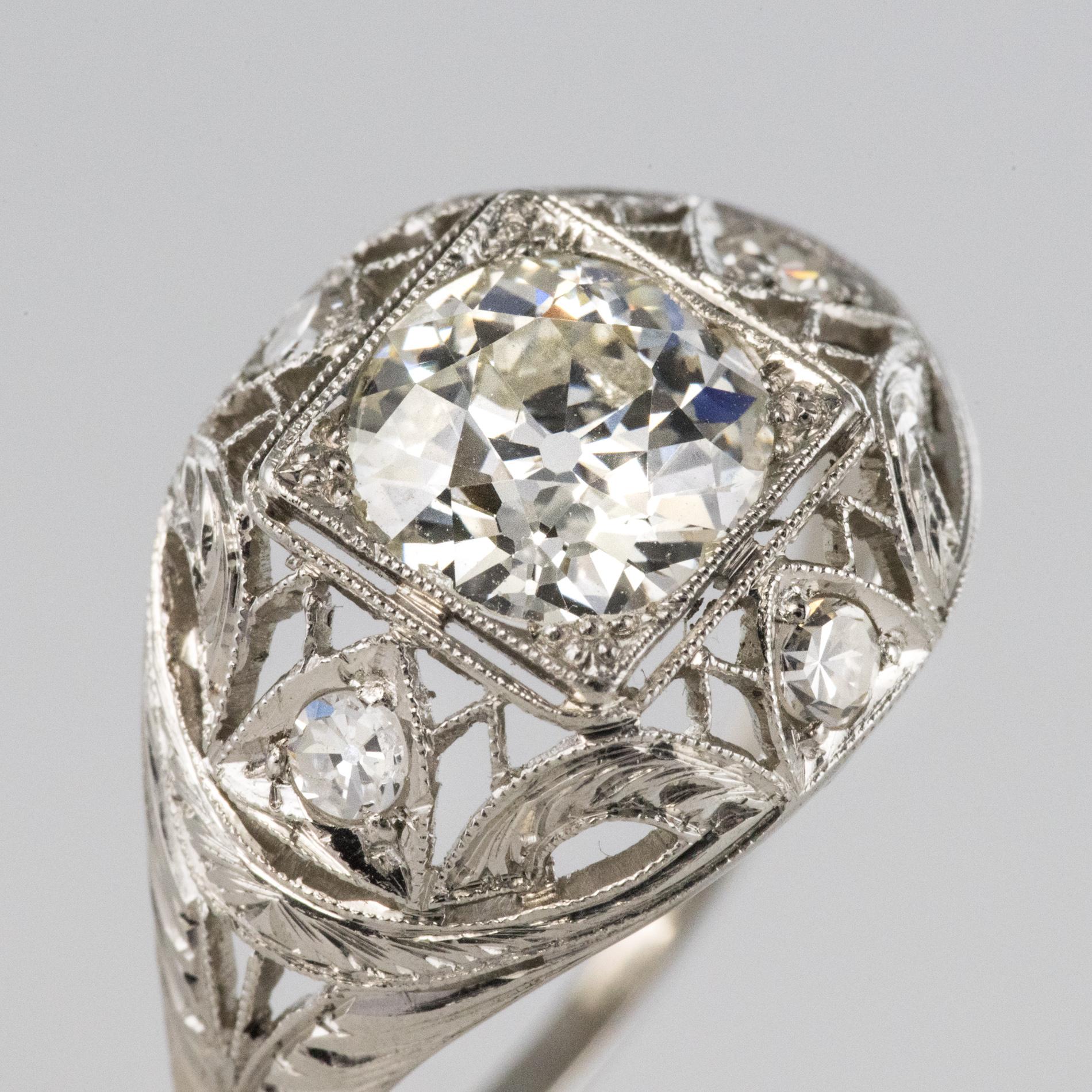 1920er Art Deco Diamanten Platin Kuppel Ring Damen im Angebot