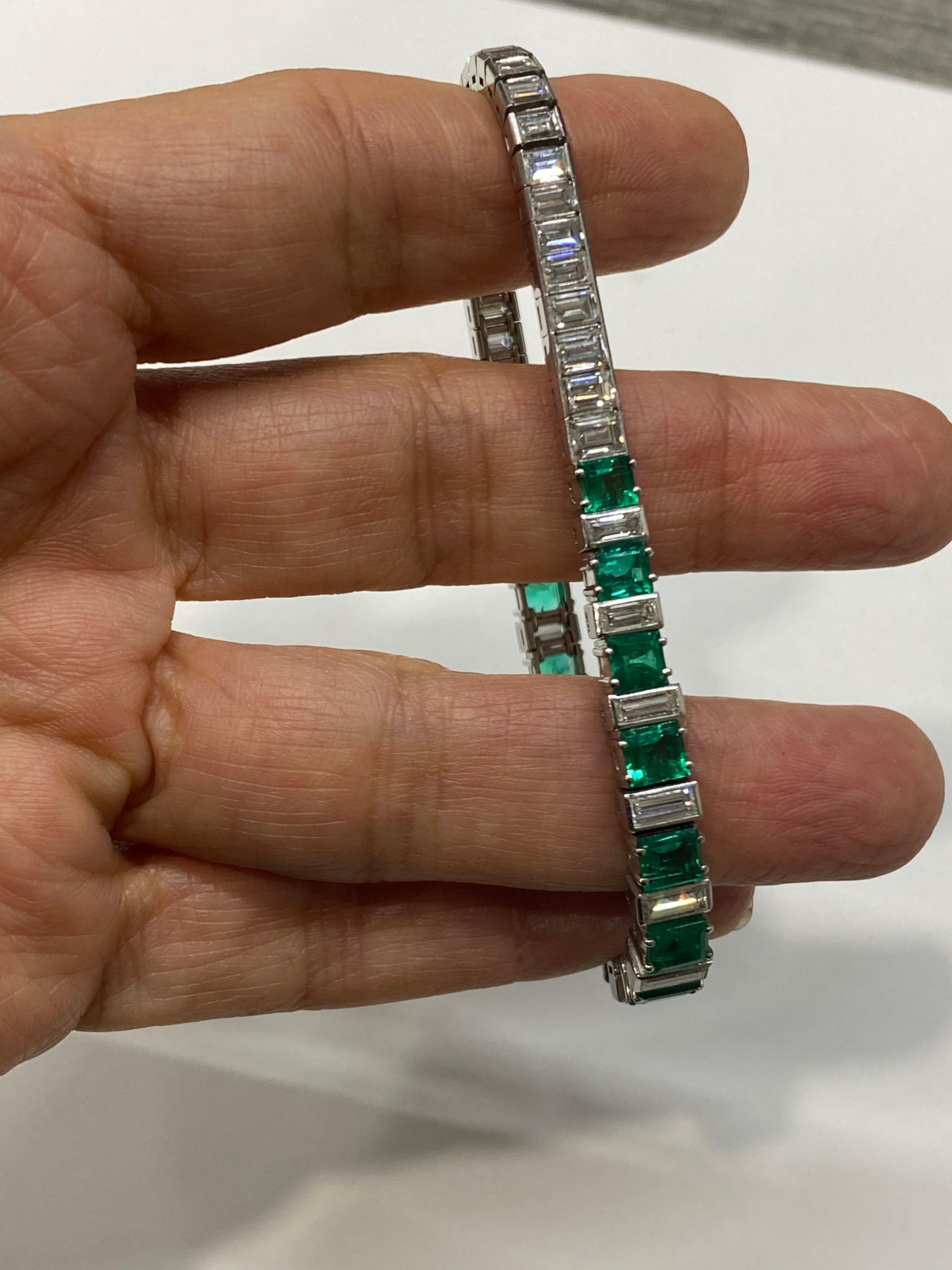 Mixed Cut 1920s Original Art Deco Emerald Diamond Important Line Bracelet