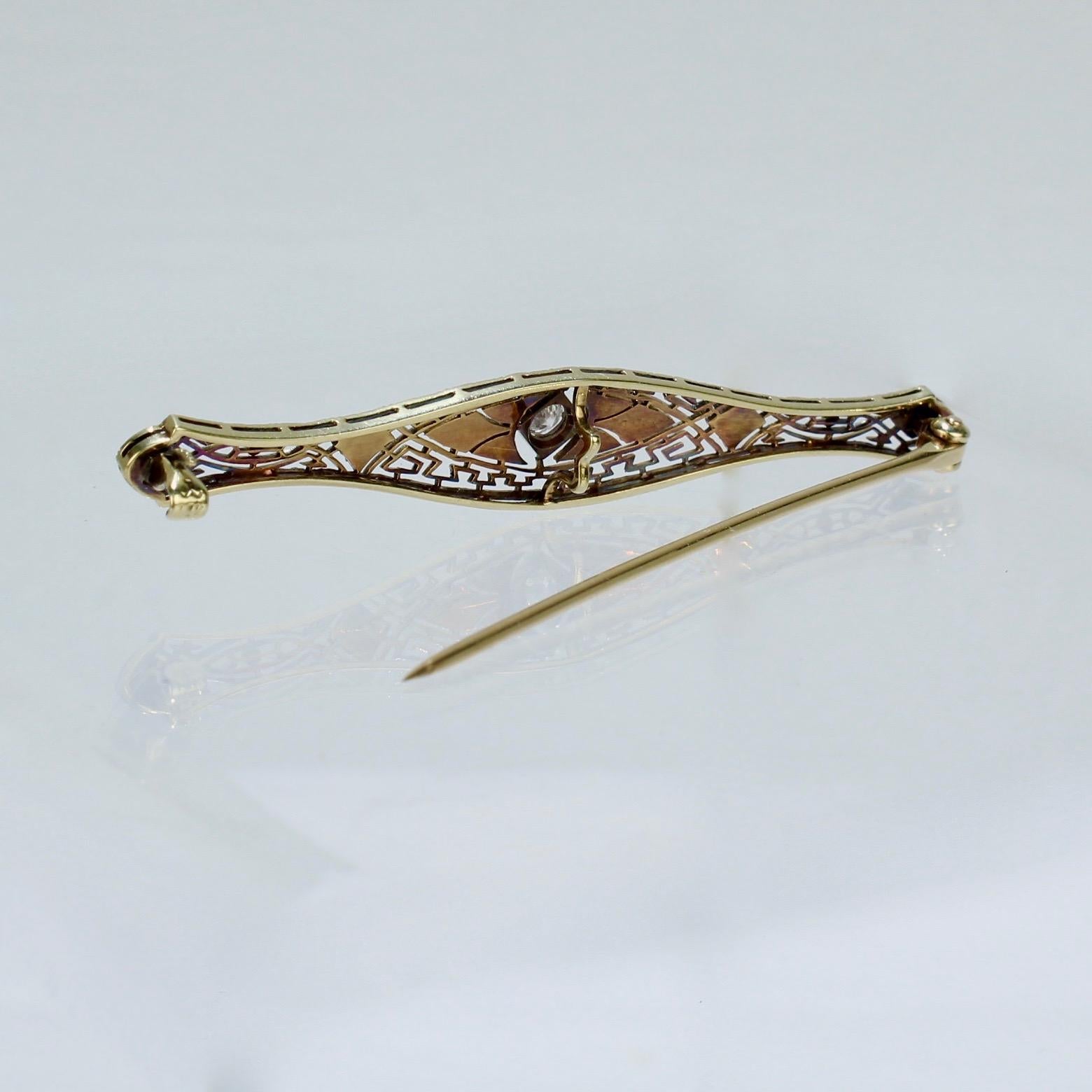 1920s Art Deco Filigree 14 Karat Gold and Diamond Bar Pin or Brooch In Good Condition In Philadelphia, PA