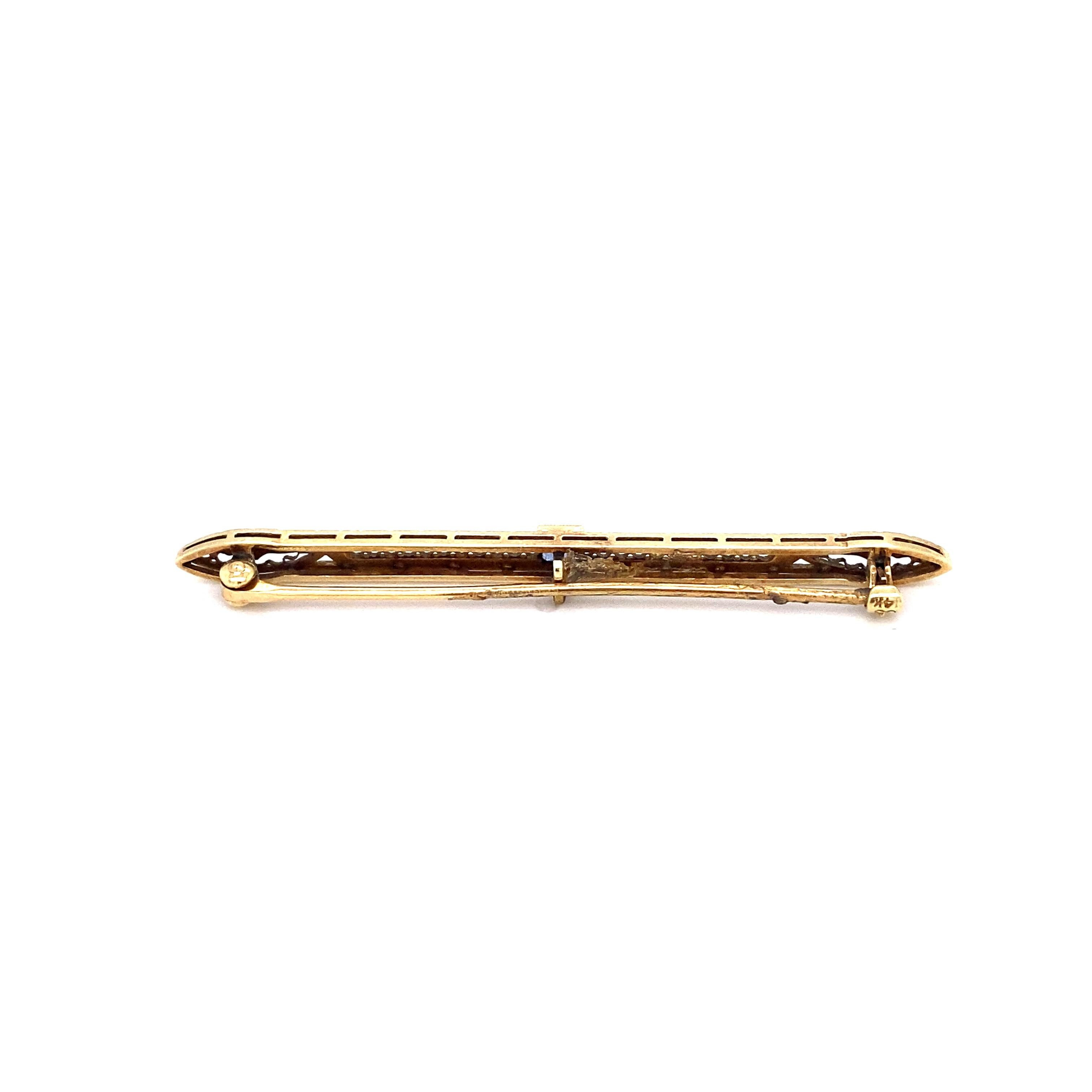 Square Cut 1920s Art Deco Filigree Sapphire Bar Pin in 14 Karat Gold and Platinum