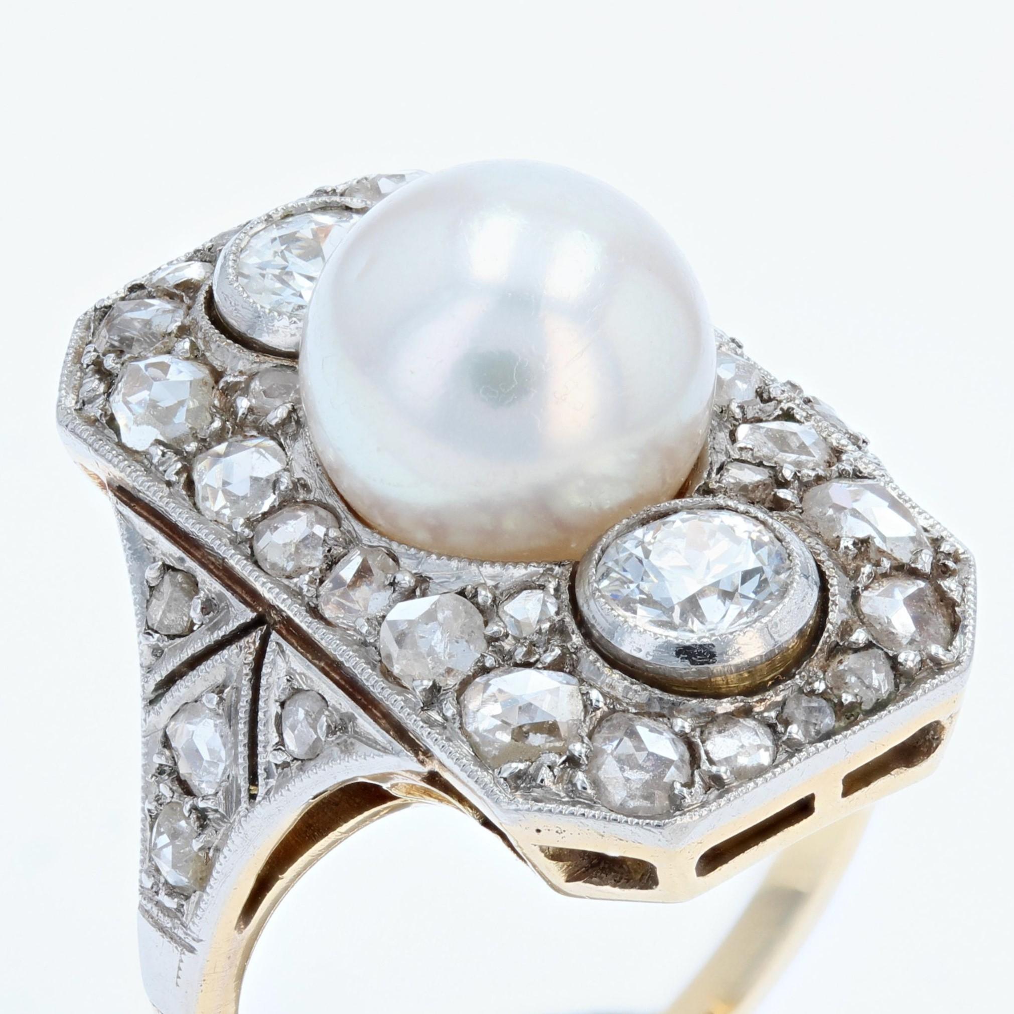 1920s Art Deco Fine Pearl Diamonds 18 Karat Yellow Gold Platinum Ring For Sale 2